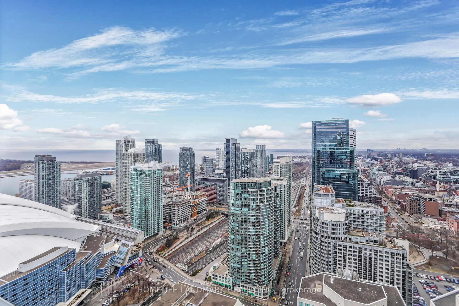 300 Front Street W, #4113
