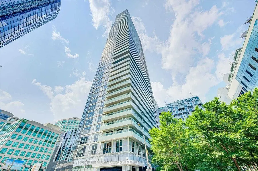 300 Front Street W, #4113