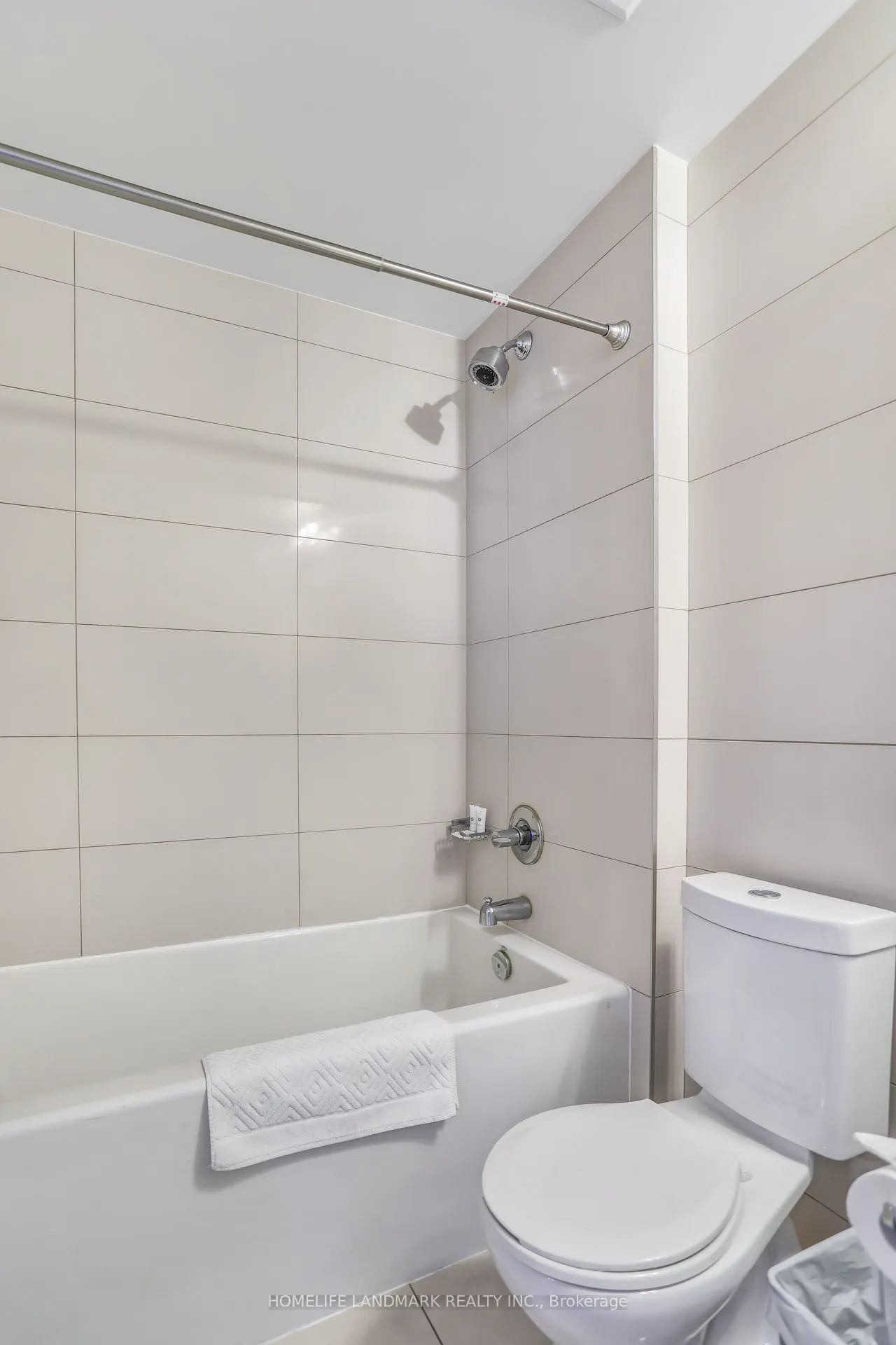 300 Front Street W, #4113