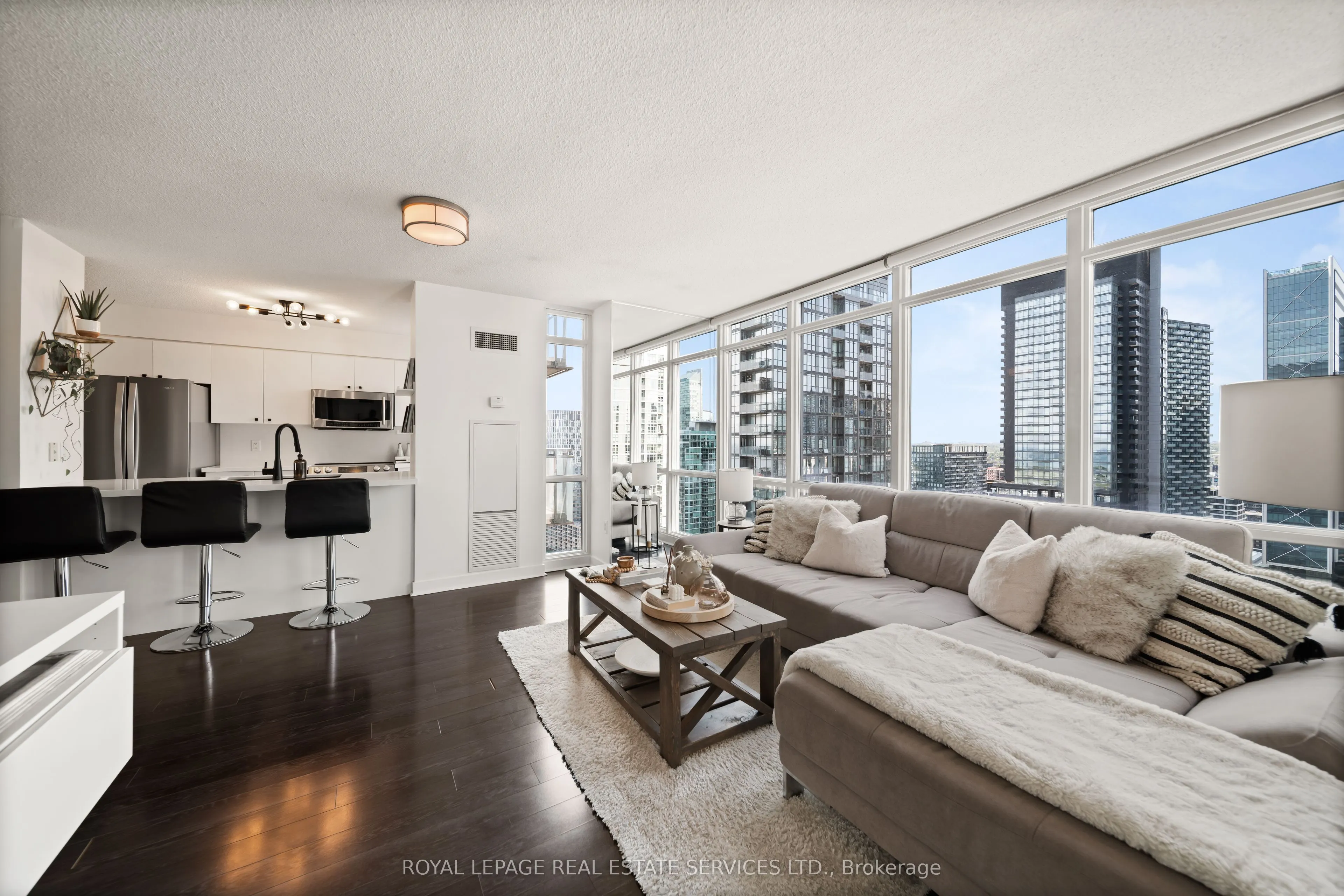 11 Brunel Court, #3906