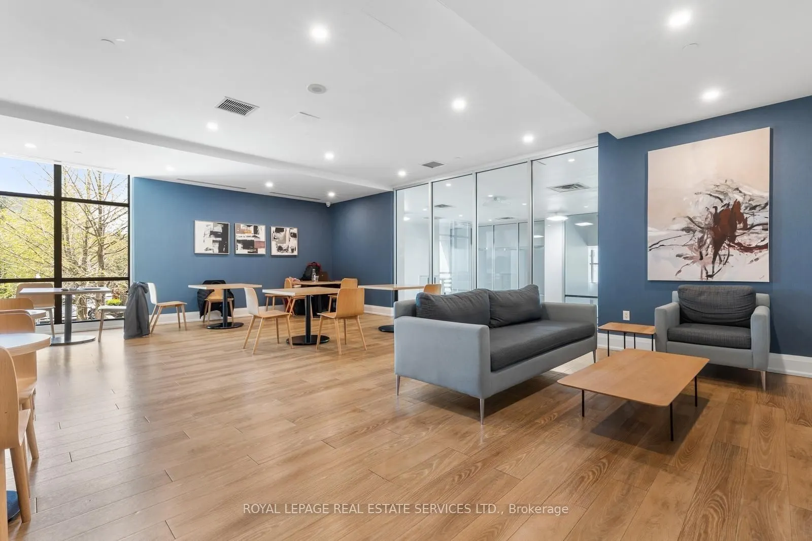 11 Brunel Court, #3906