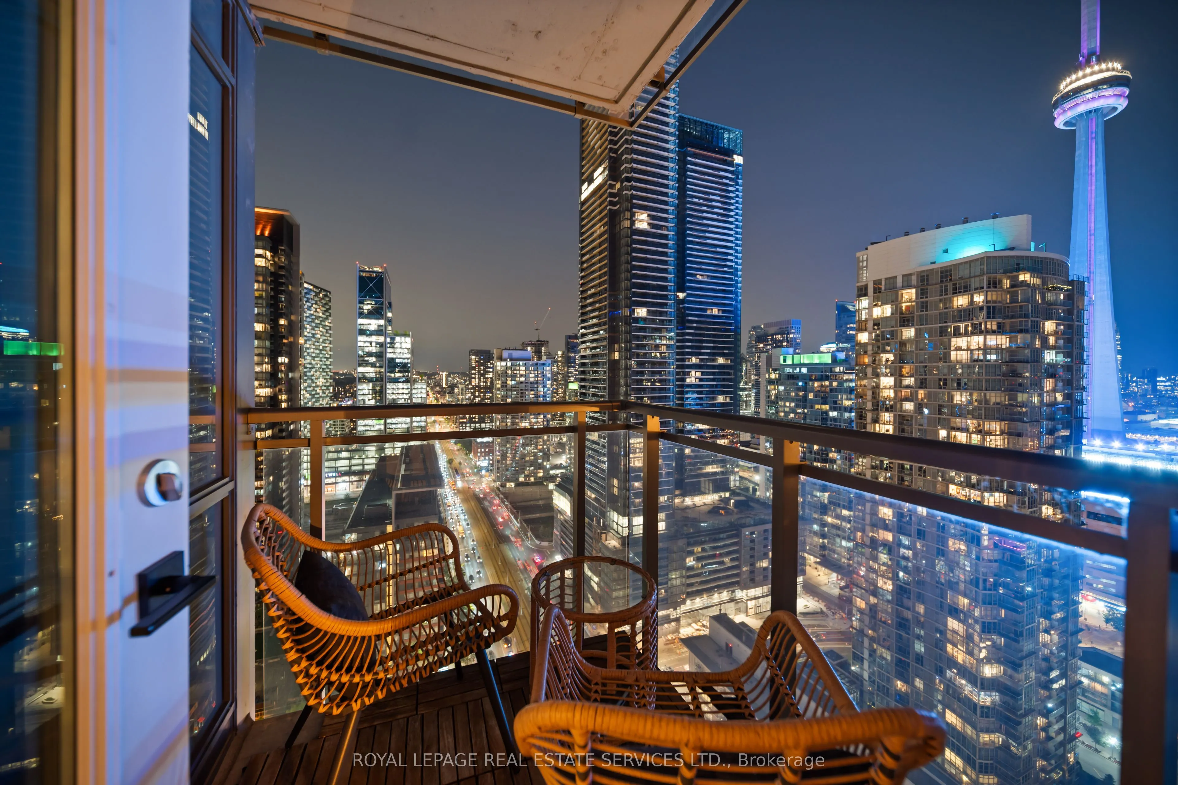 11 Brunel Court, #3906