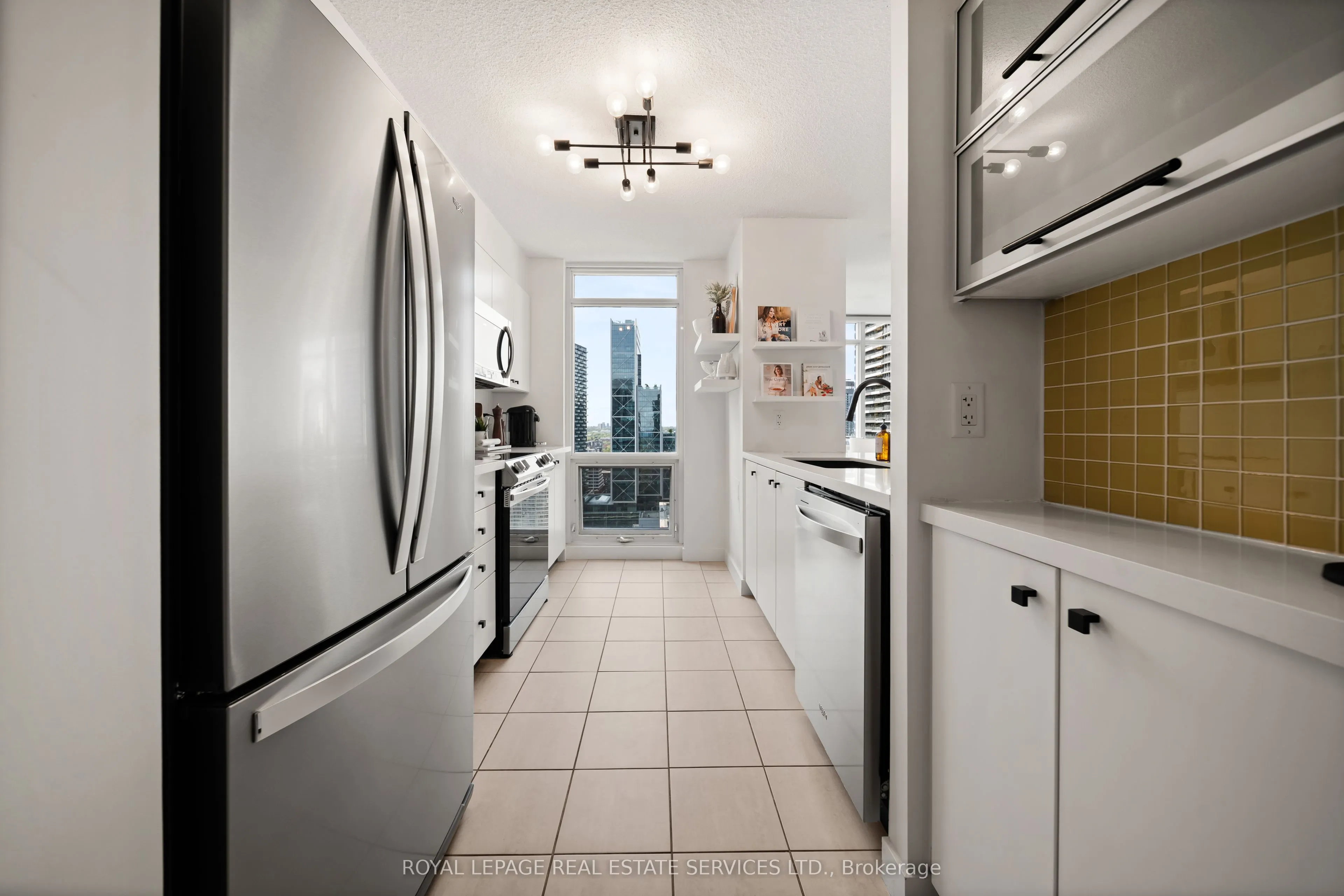 11 Brunel Court, #3906