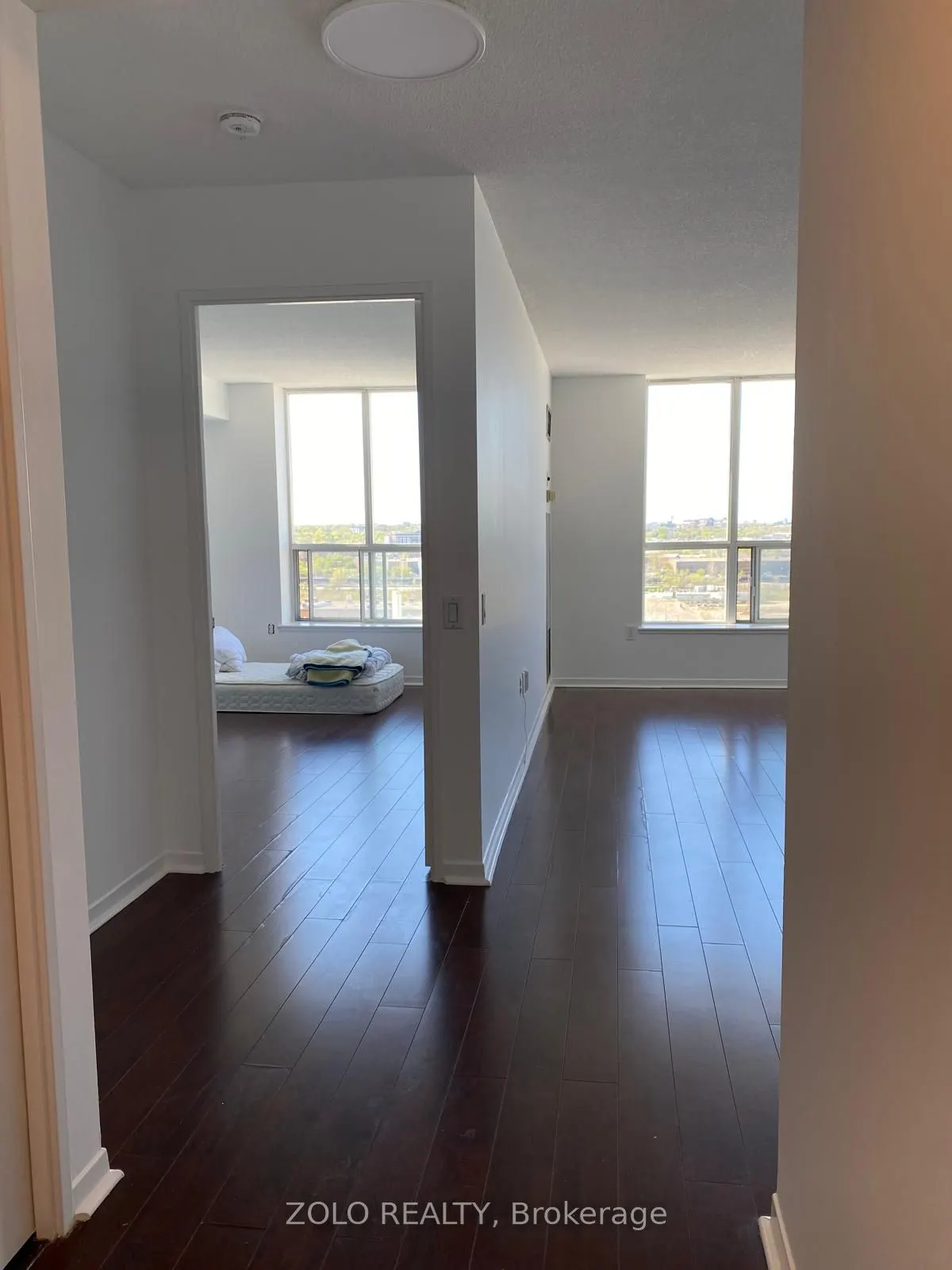 21 Overlea Boulevard N, #1107