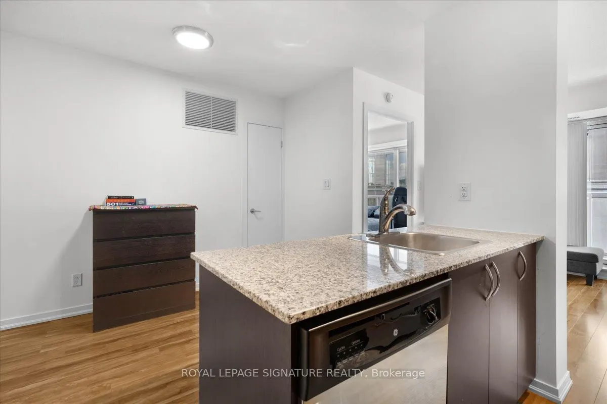 801 Sheppard Avenue, #603