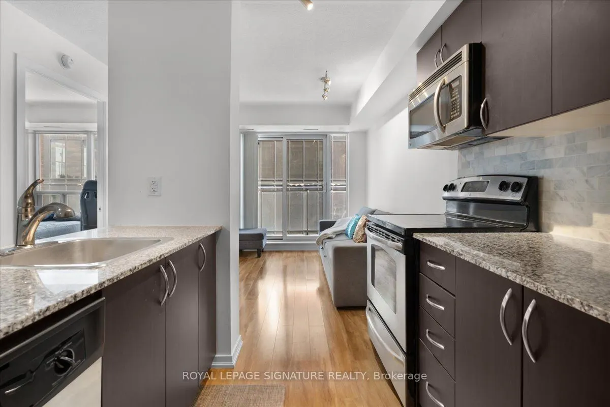 801 Sheppard Avenue, #603