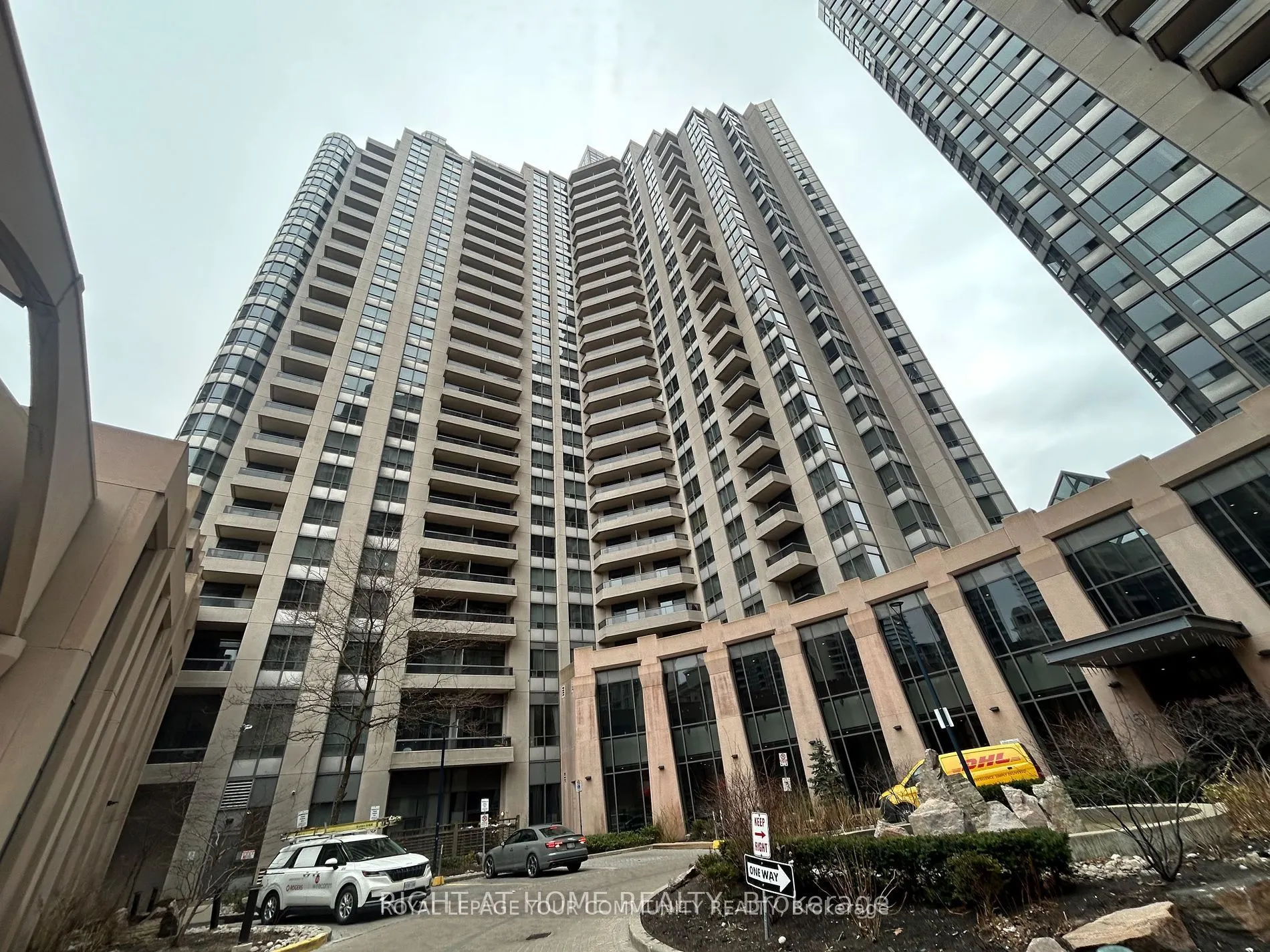 15 Northtown Way, #1629