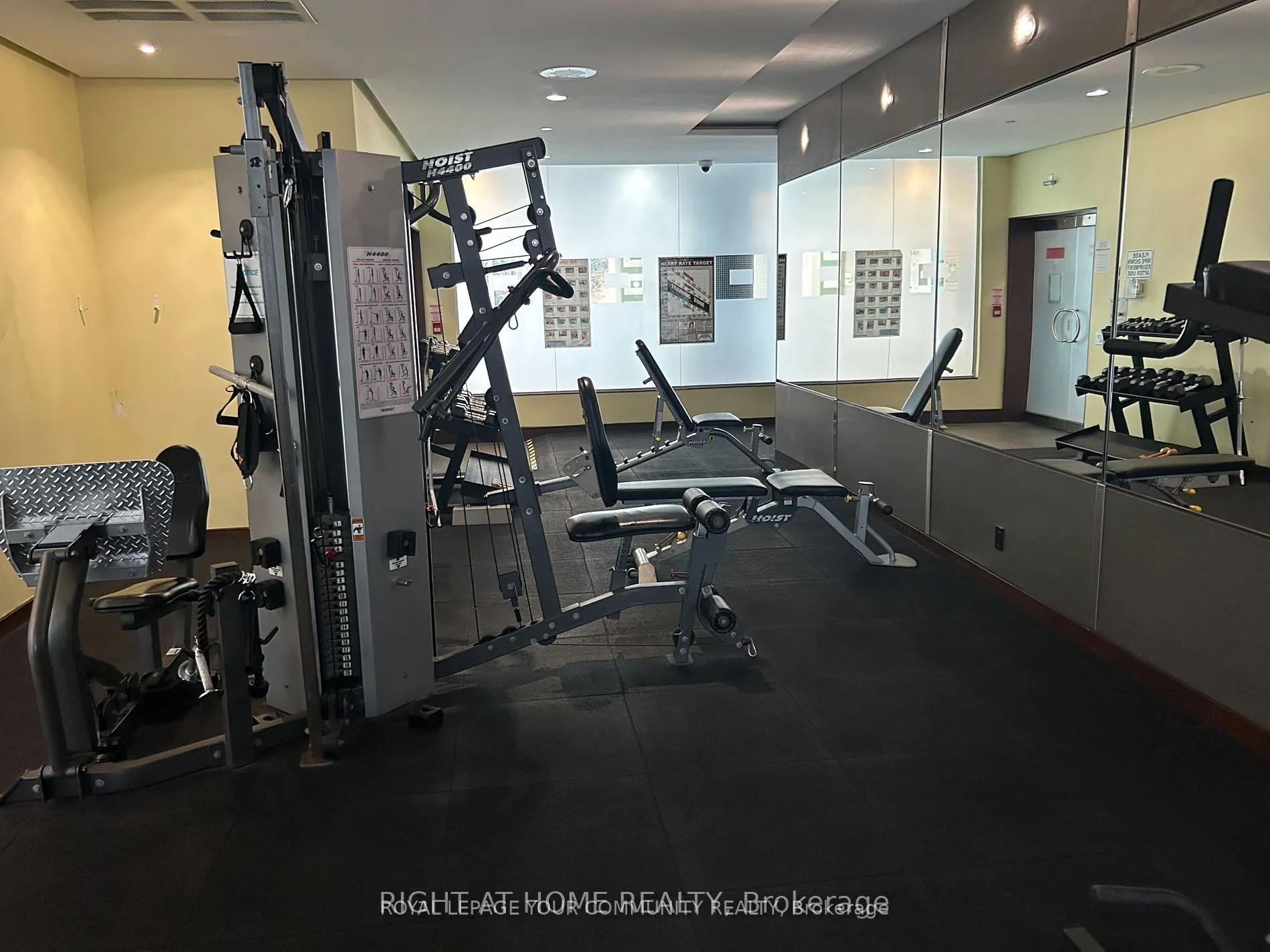 15 Northtown Way, #1629