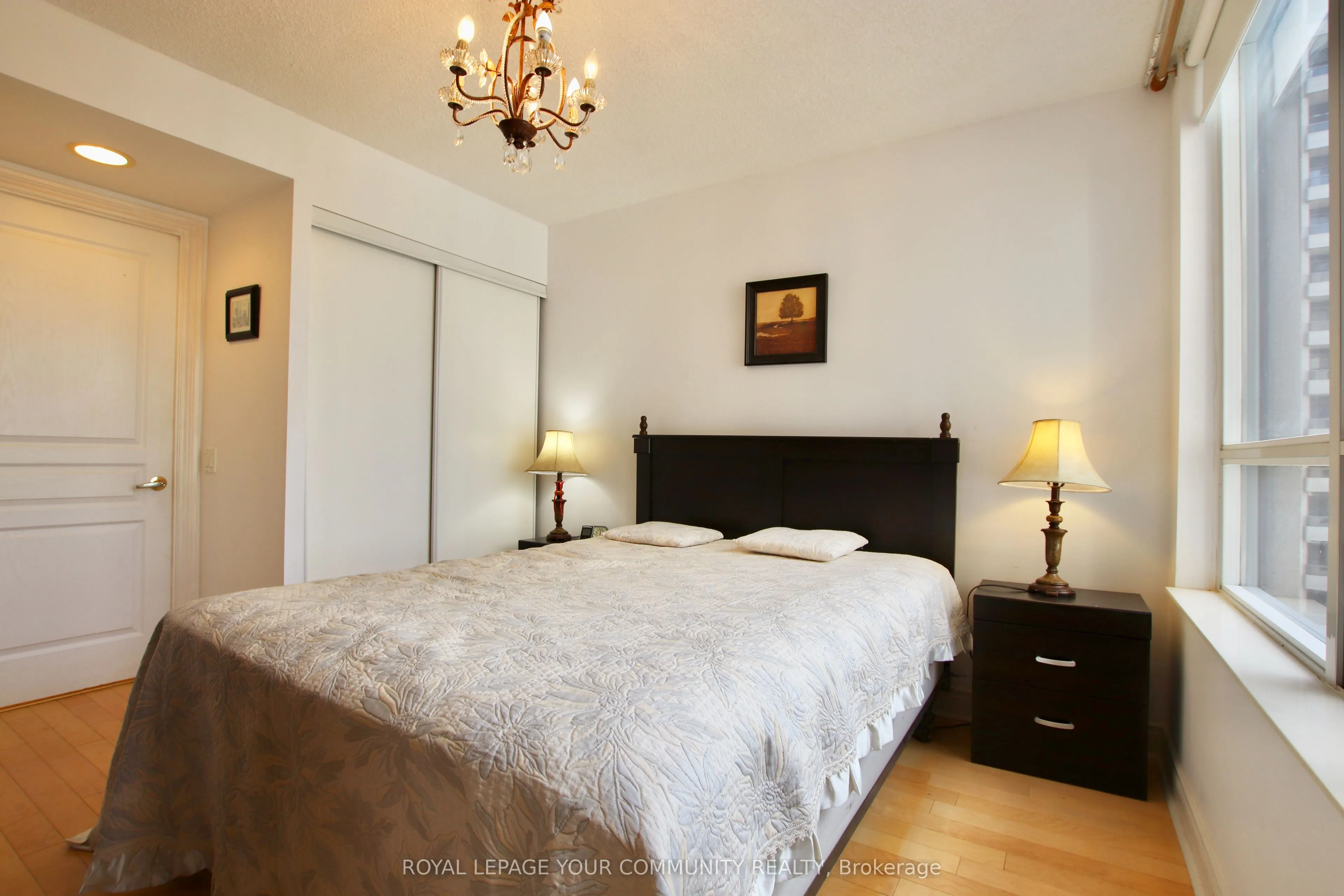 15 Northtown Way, #1629