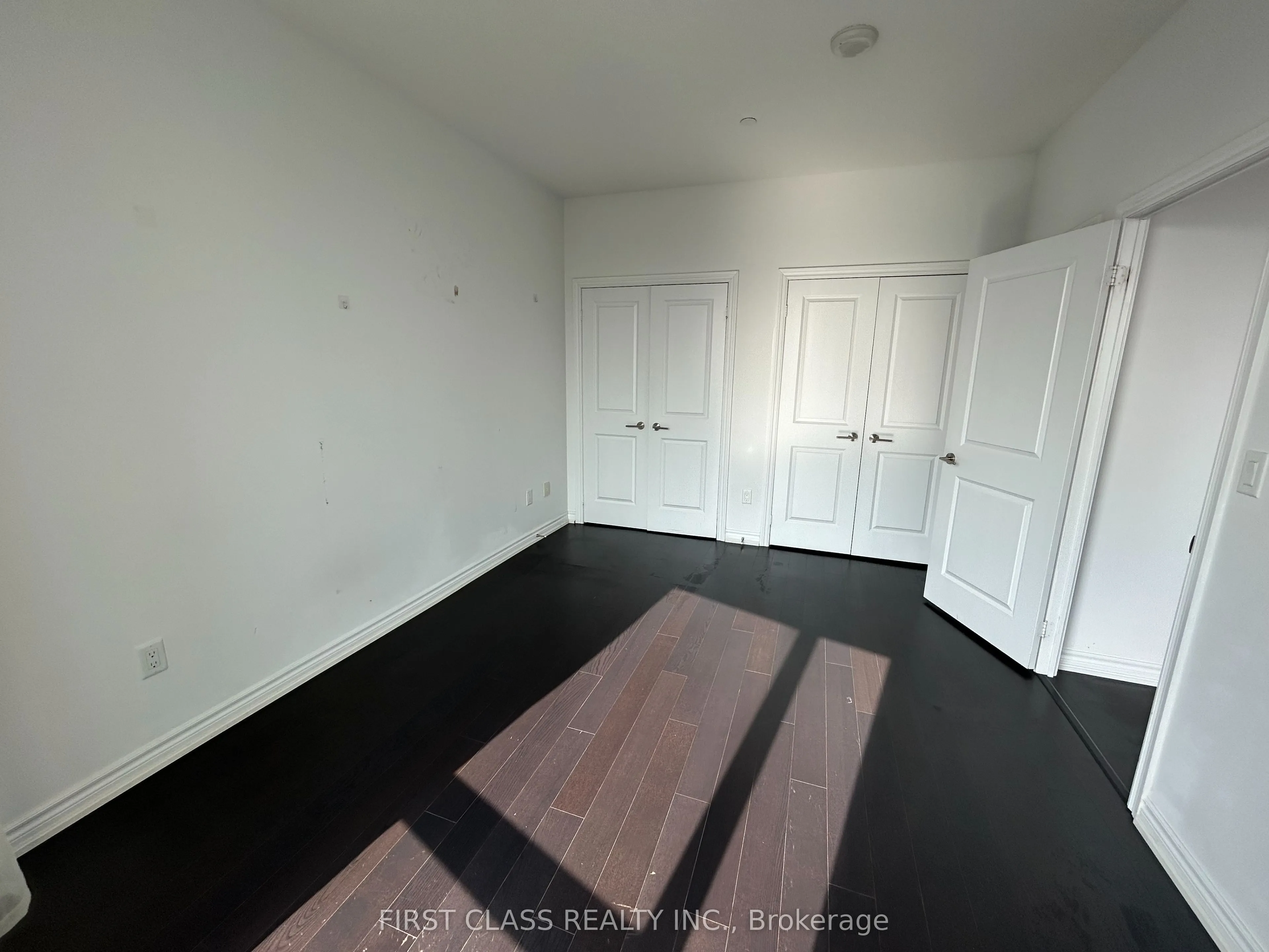 386 Yonge Street, #5714