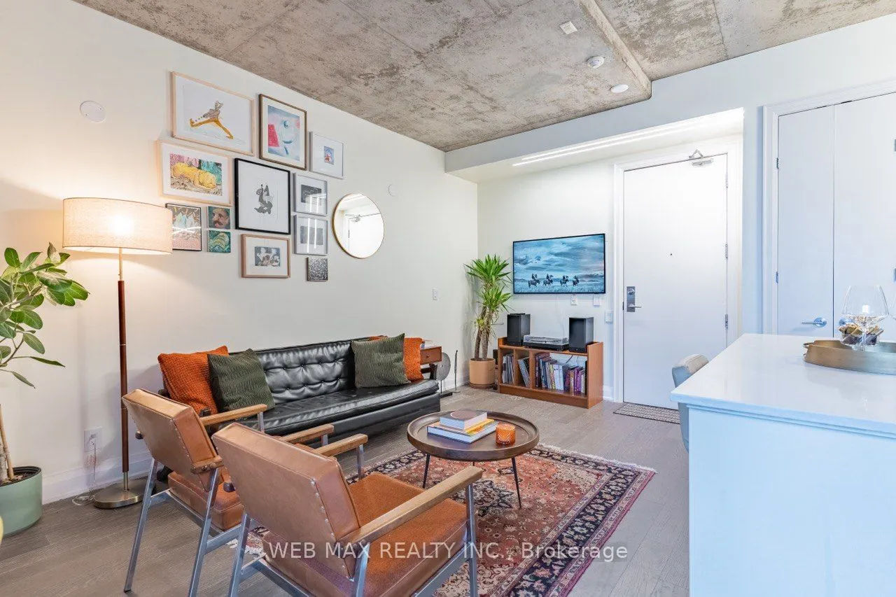 10 Morrison Street, #402