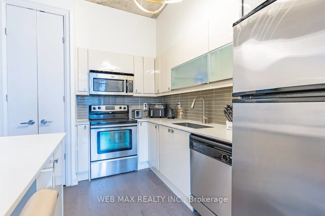 10 Morrison Street, #402 (F)