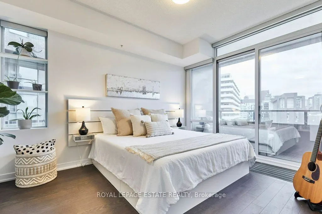 120 Bayview Avenue, #N419