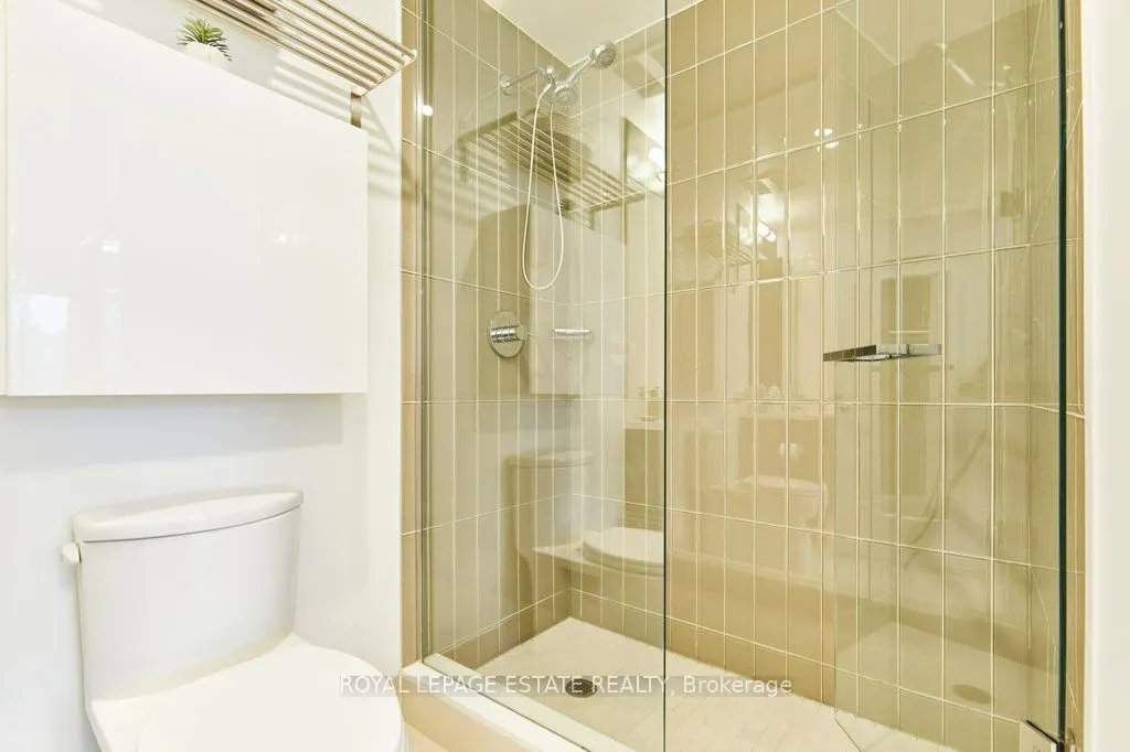 120 Bayview Avenue, #N419