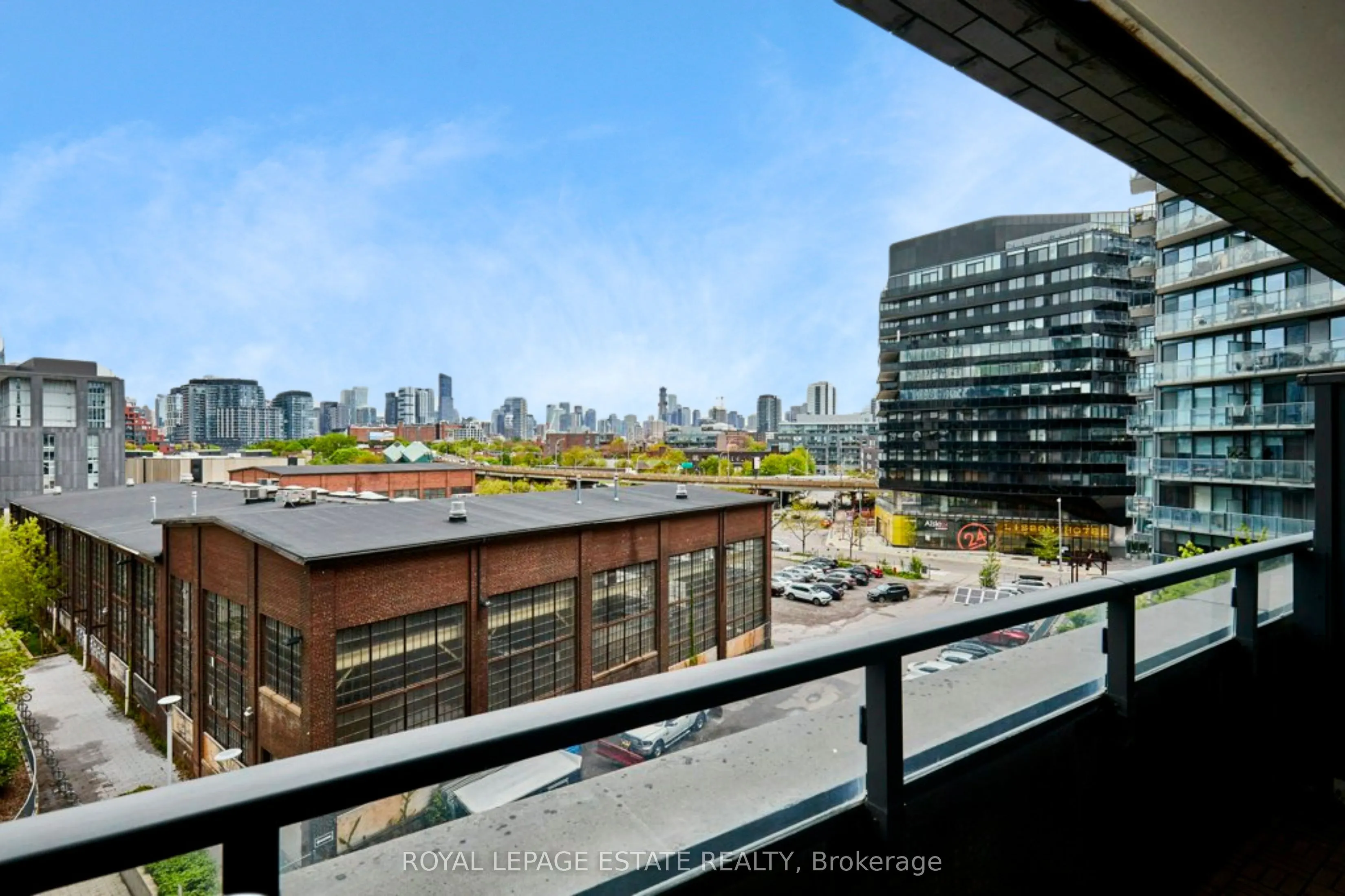 120 Bayview Avenue, #N419