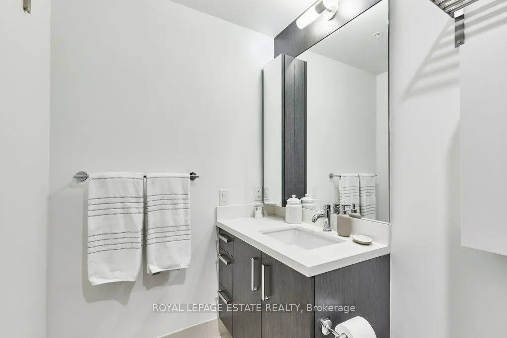 120 Bayview Avenue, #N419