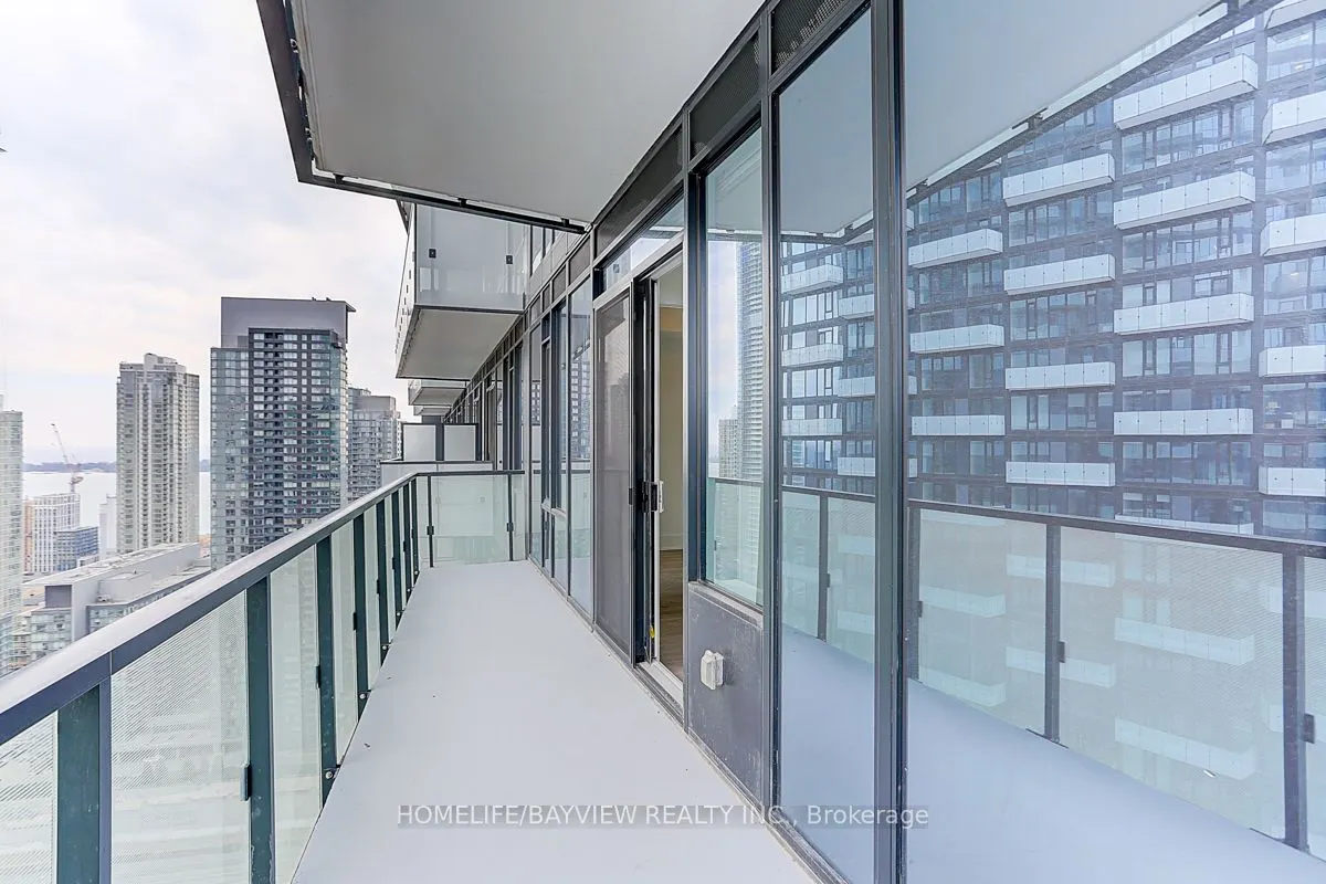 470 Front Street W, #2706