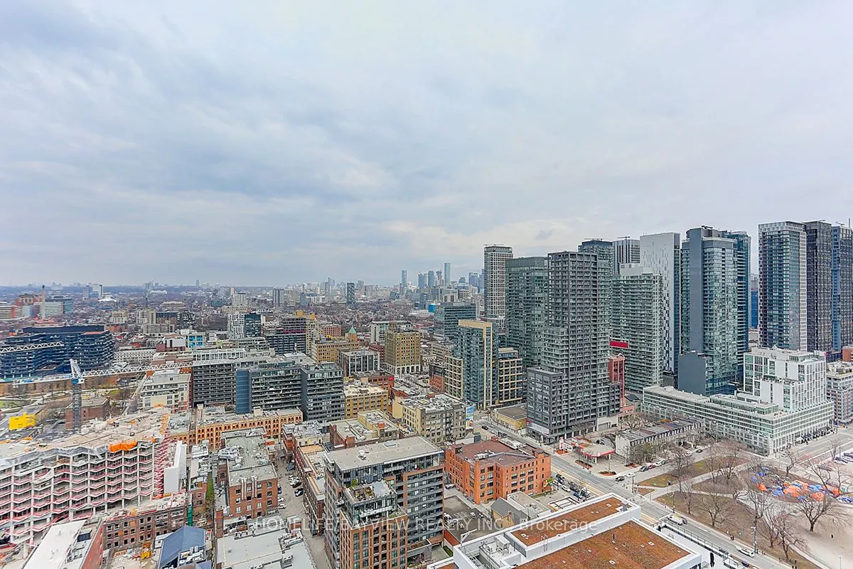 470 Front Street W, #2706