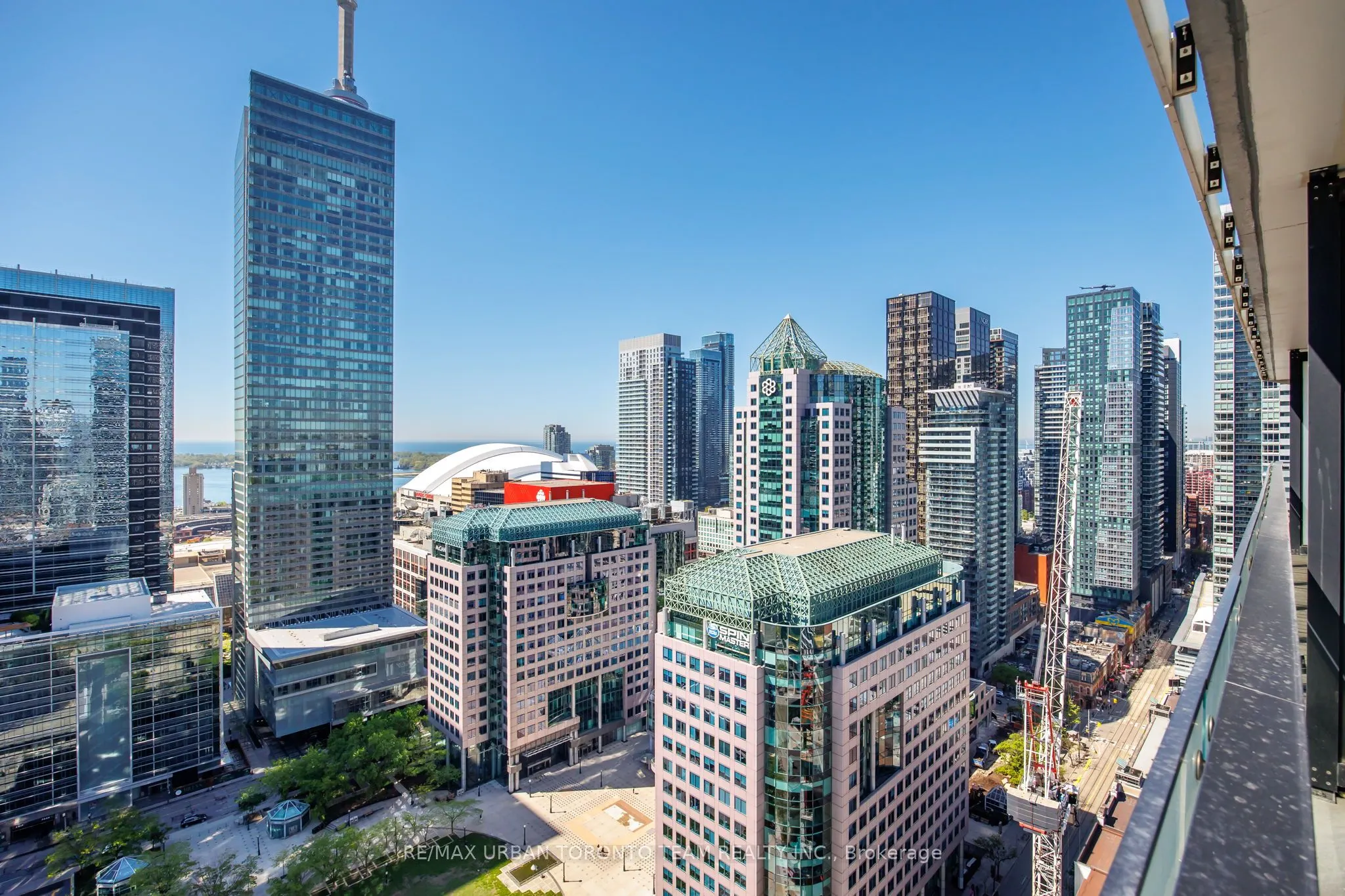 224 King Street W, #2804