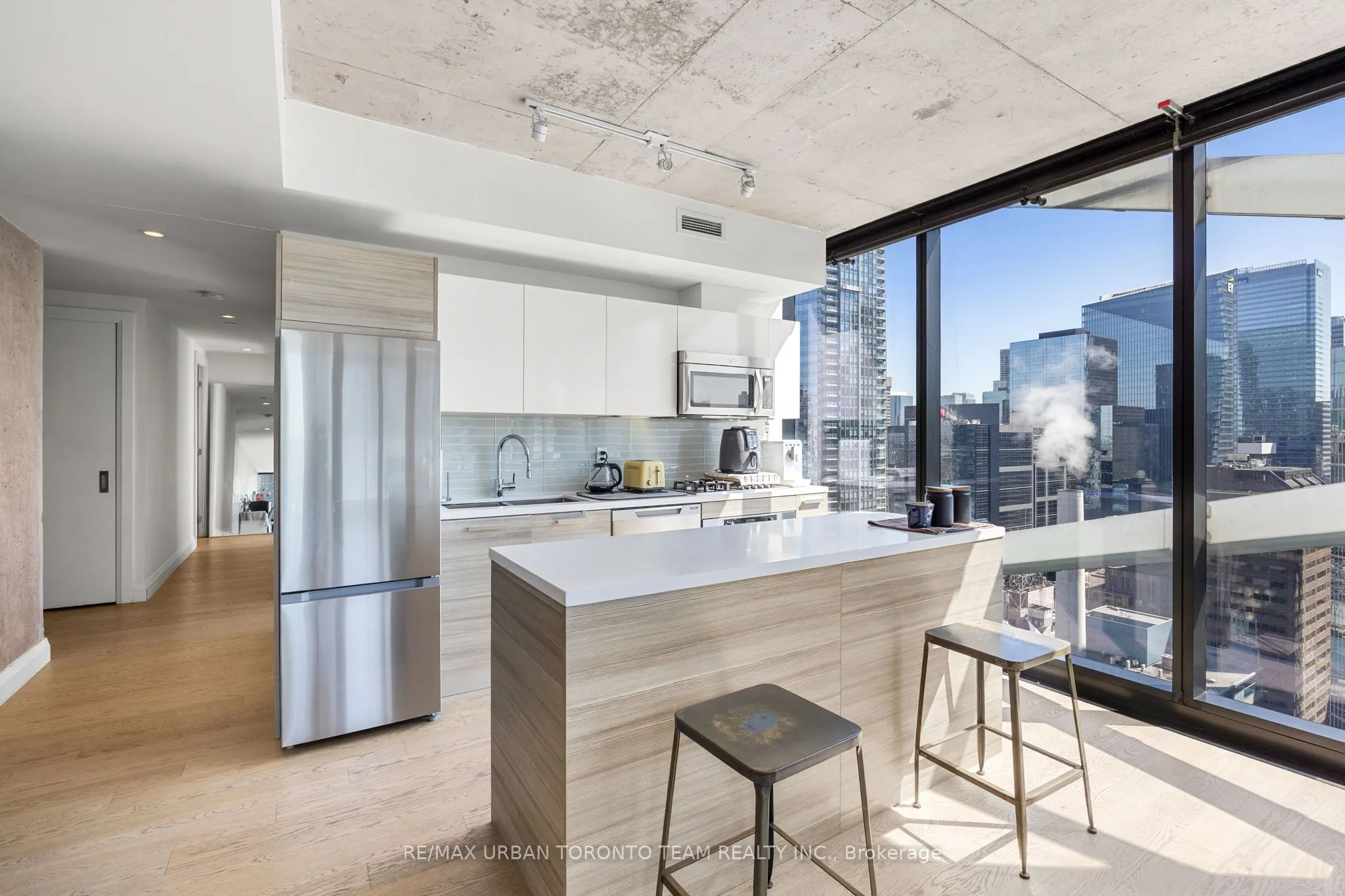 224 King Street W, #2804