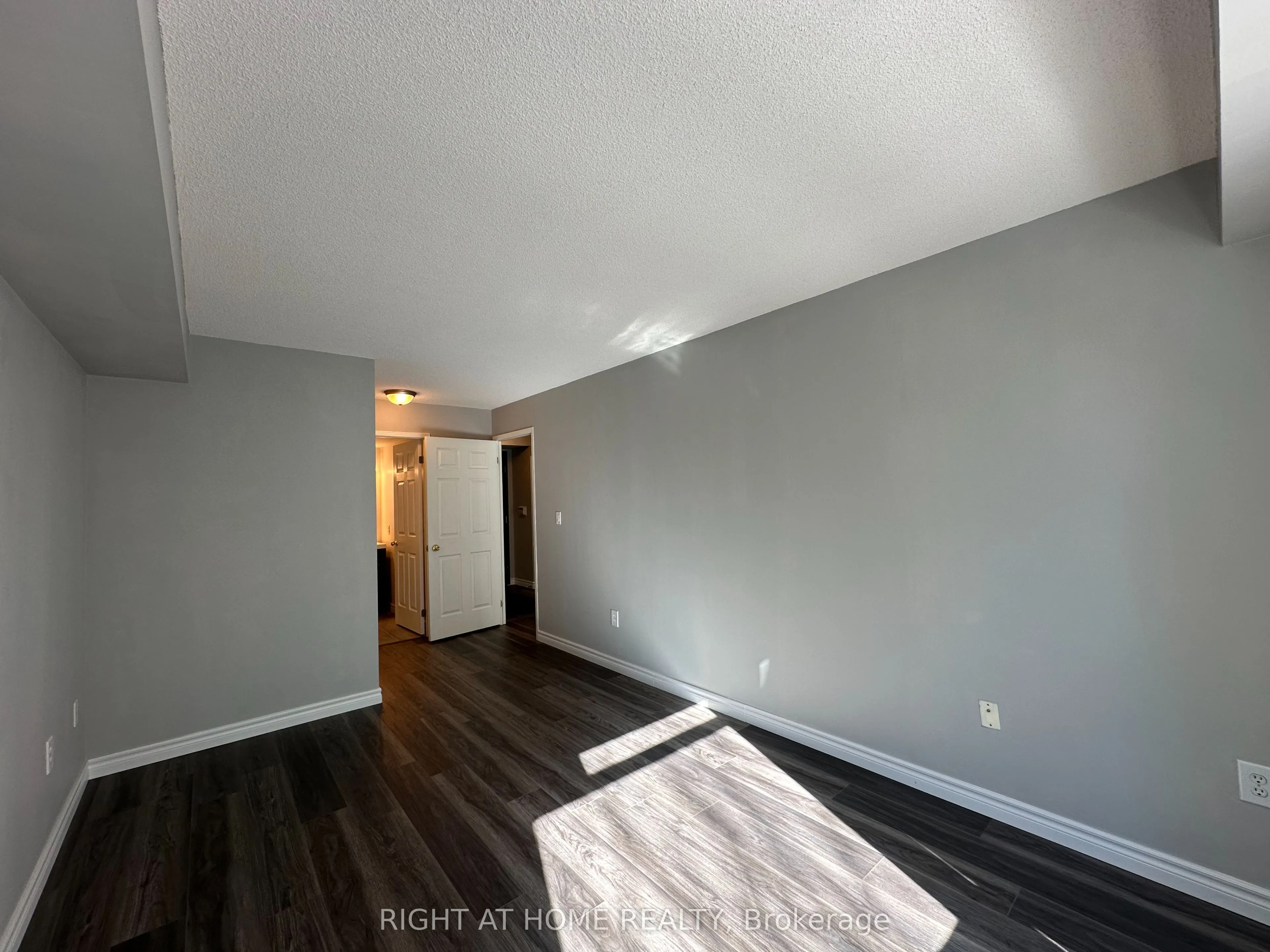 18 PEMBERTON Avenue, #309