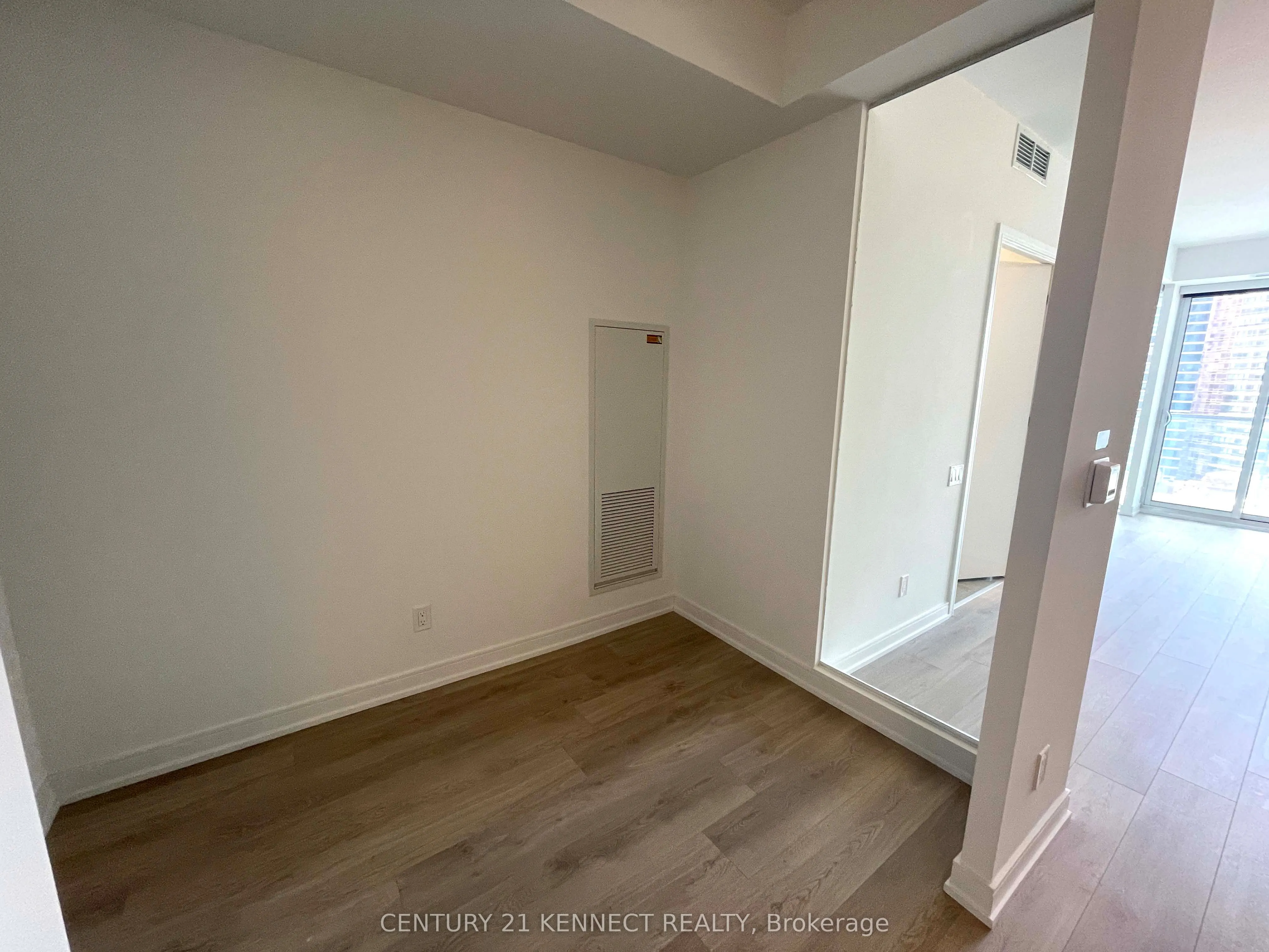 3 Gloucester Street, #1211