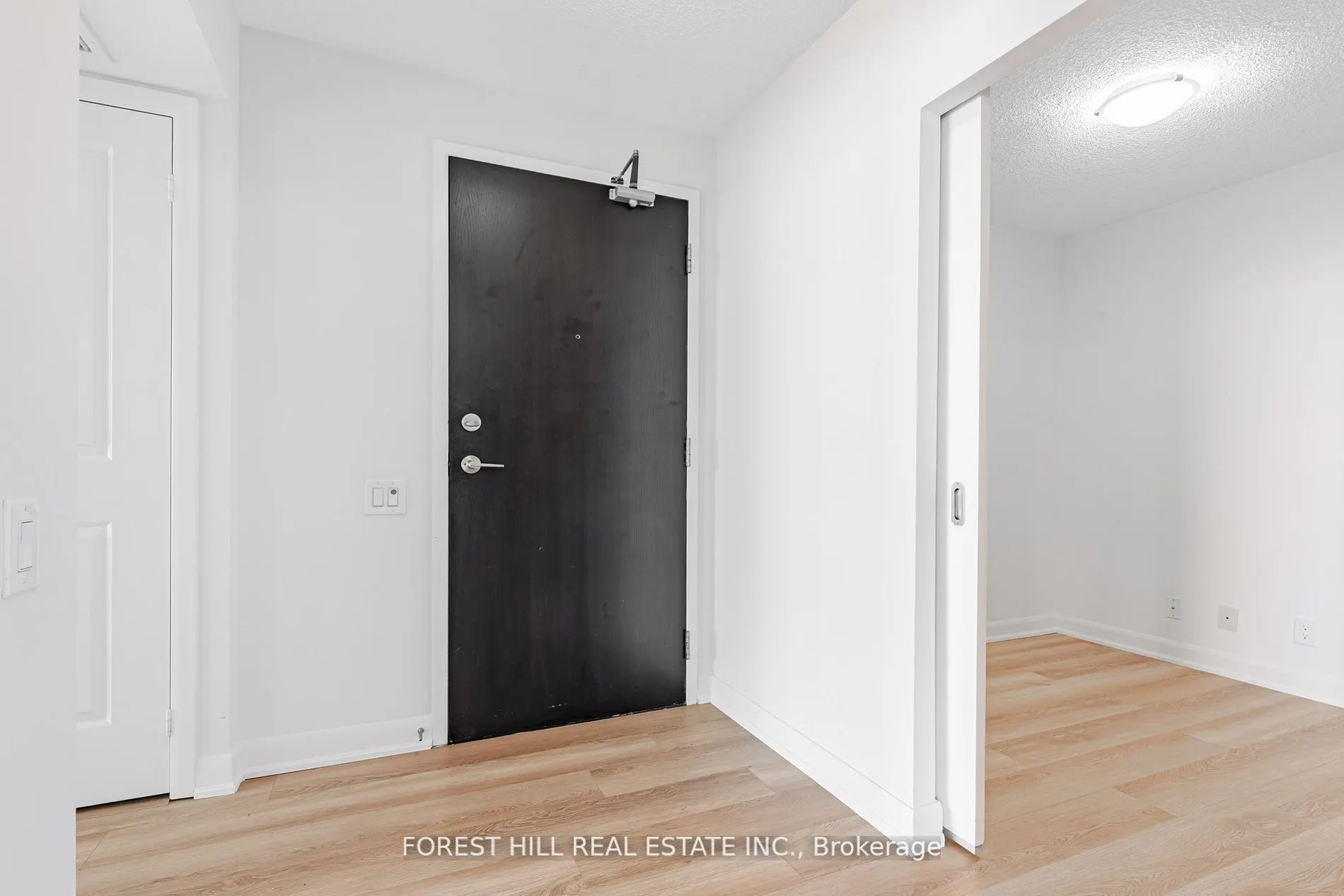 17 Anndale Drive, #2315