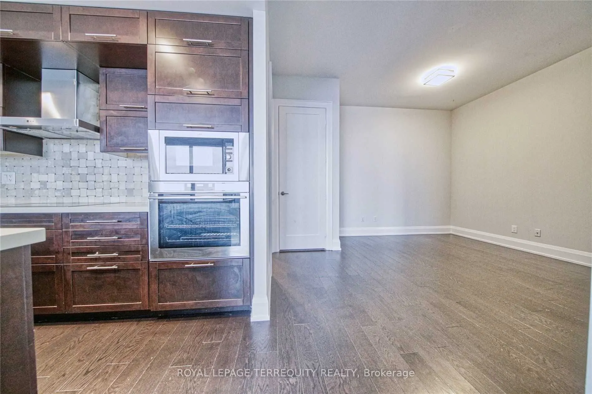 2 Anndale Drive, #3401