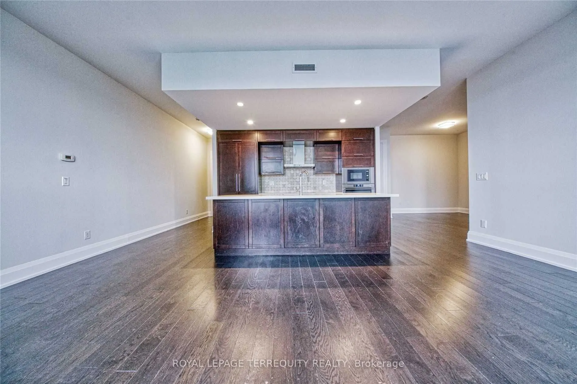 2 Anndale Drive, #3401