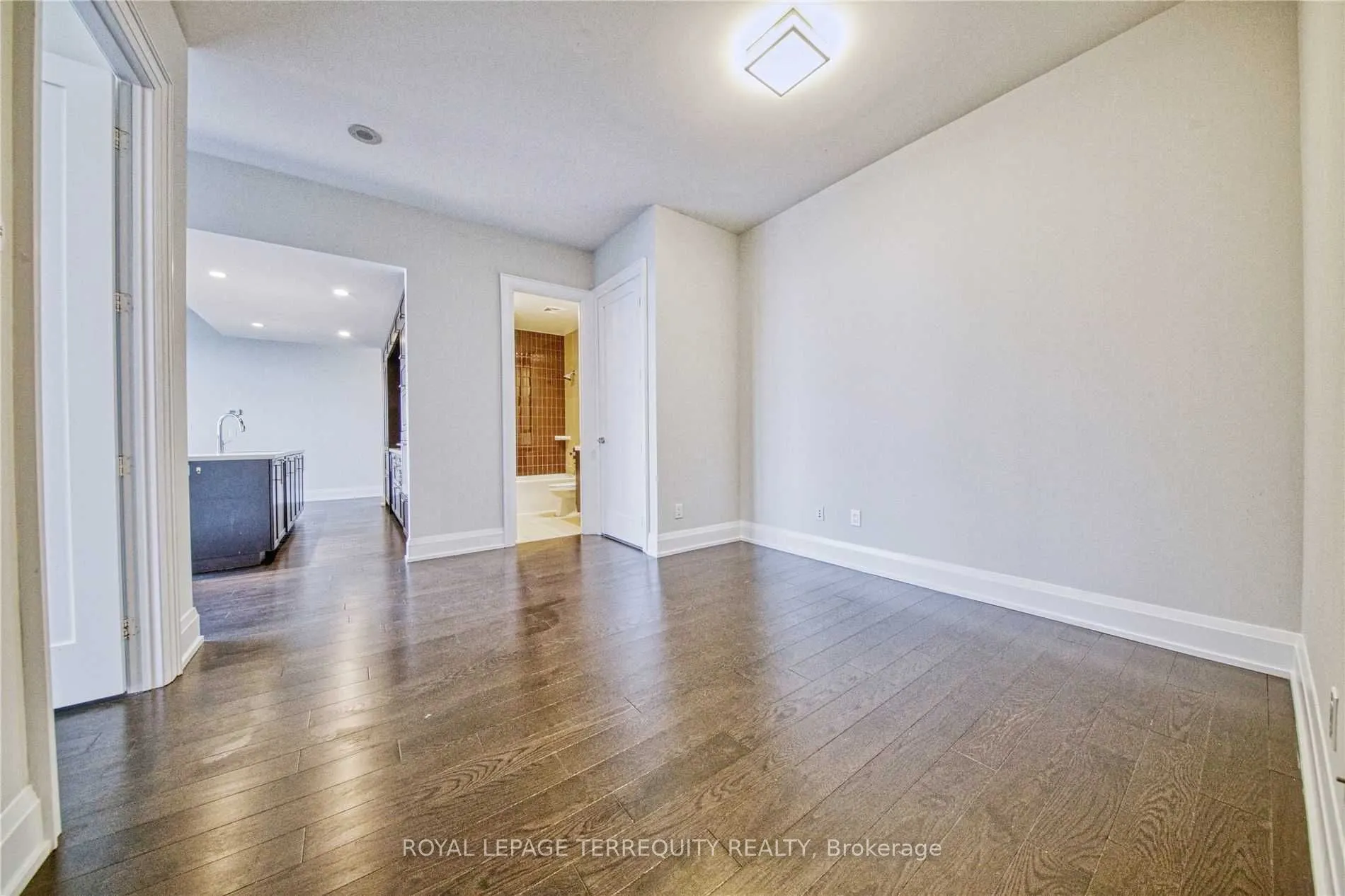 2 Anndale Drive, #3401