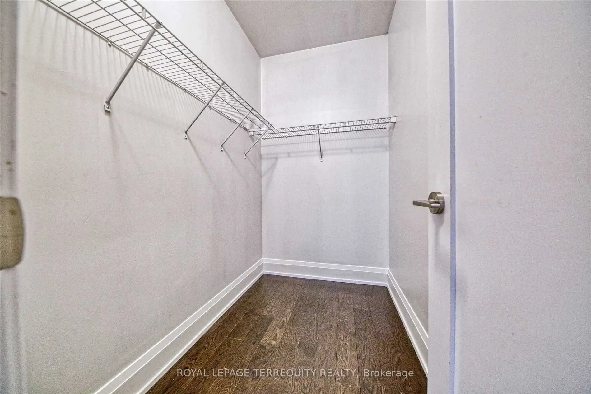 2 Anndale Drive, #3401