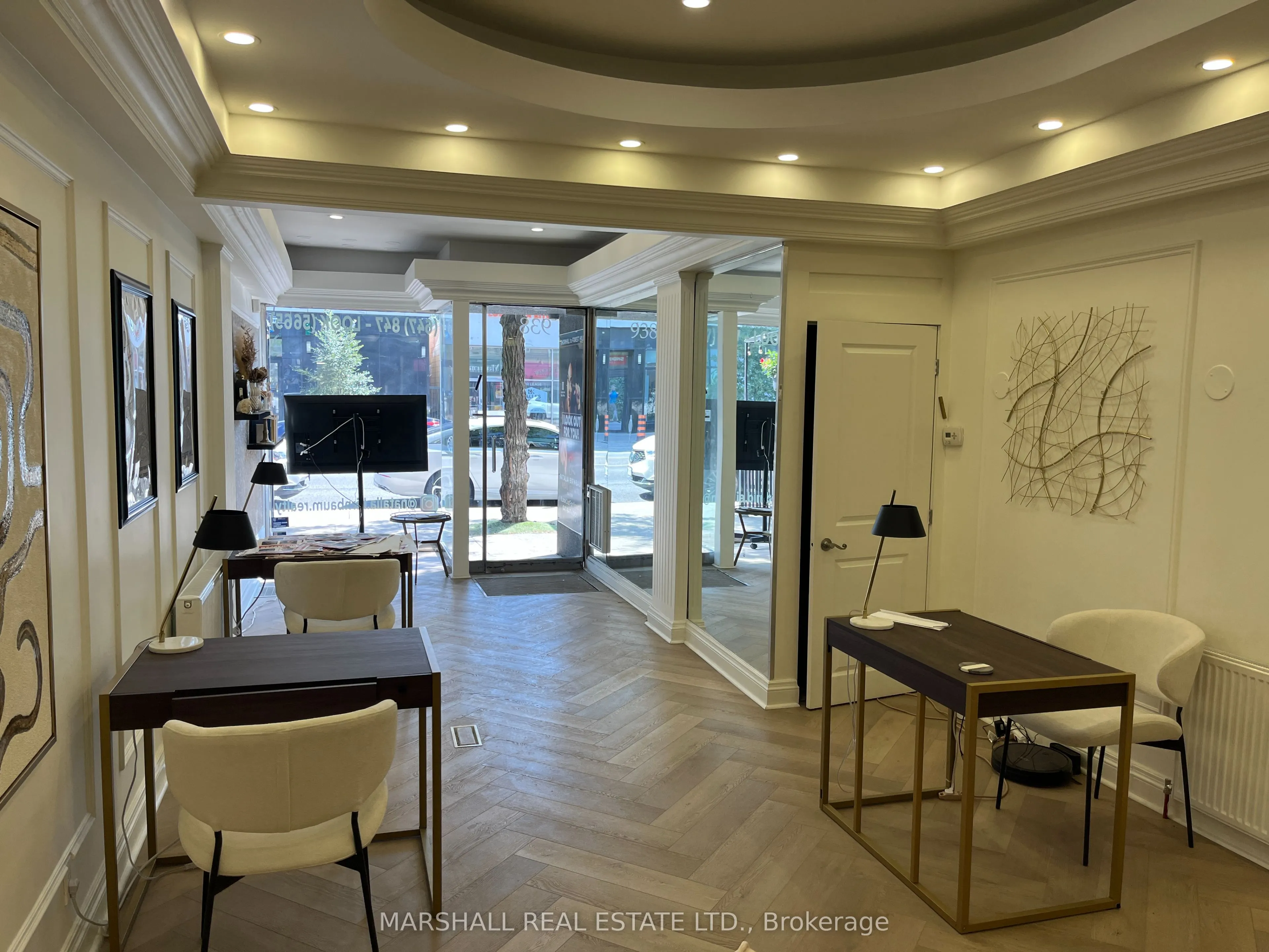 938 Eglinton Avenue W