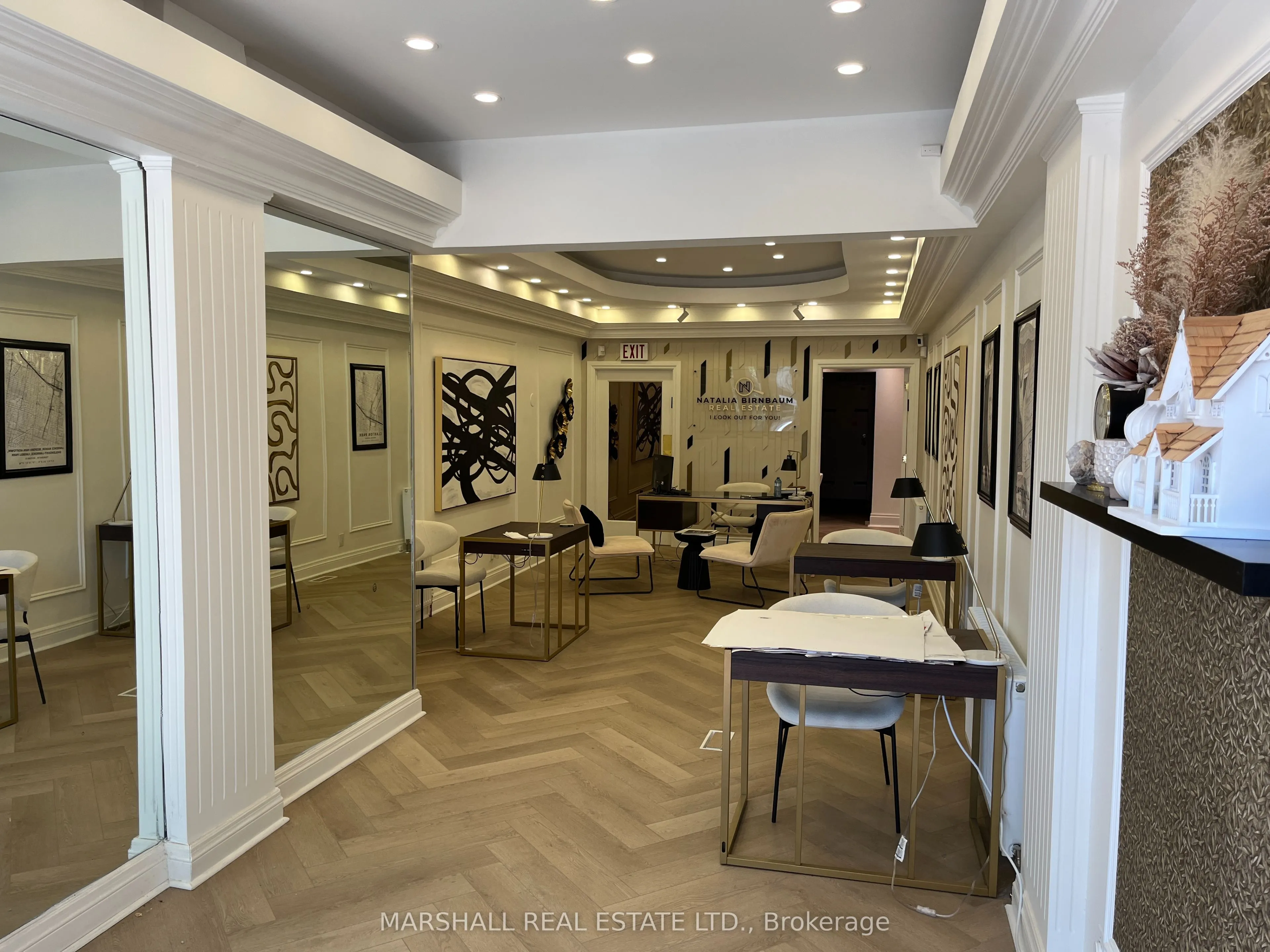 938 Eglinton Avenue W