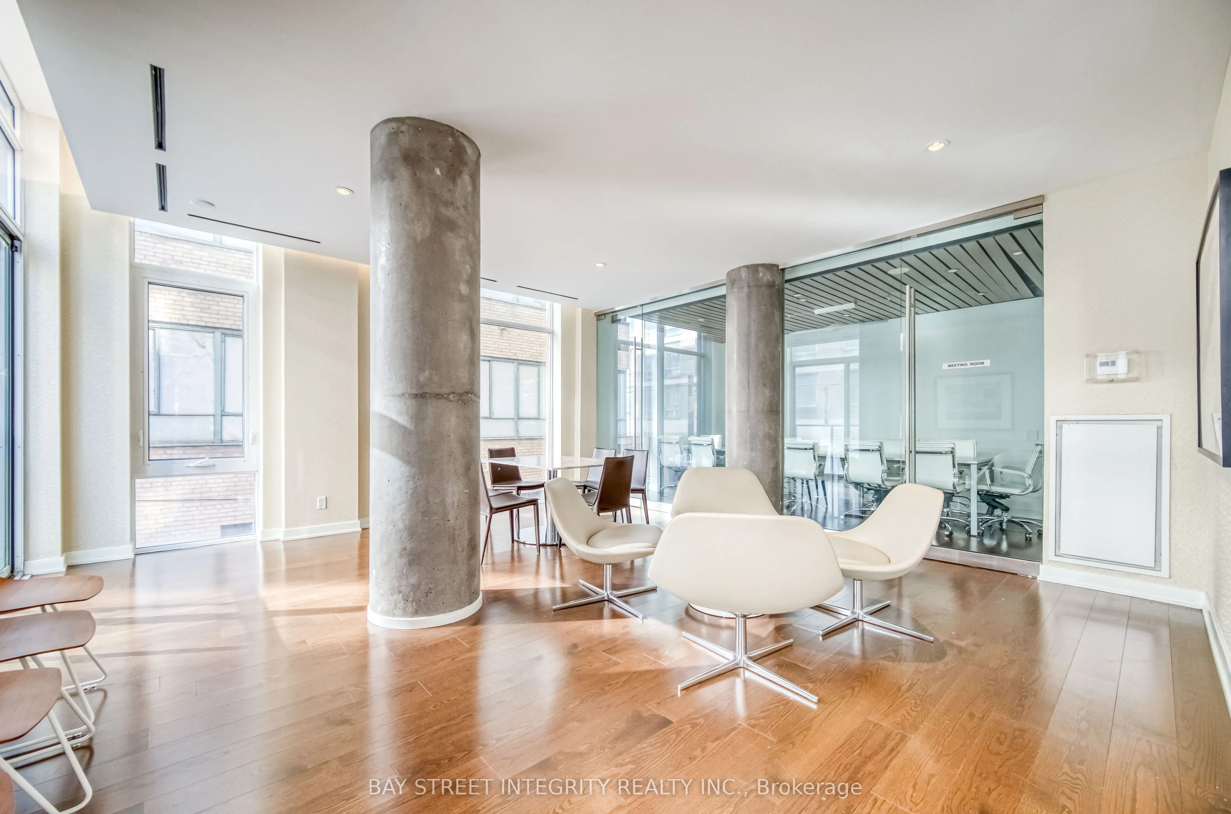 75 St Nicholas Street, #2105