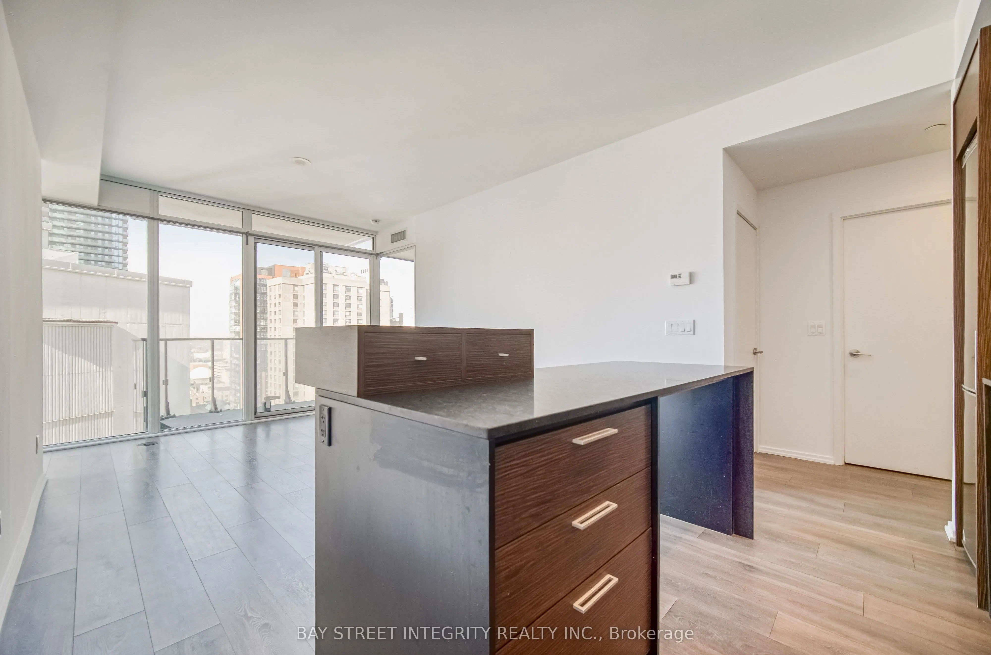 75 St Nicholas Street, #2105