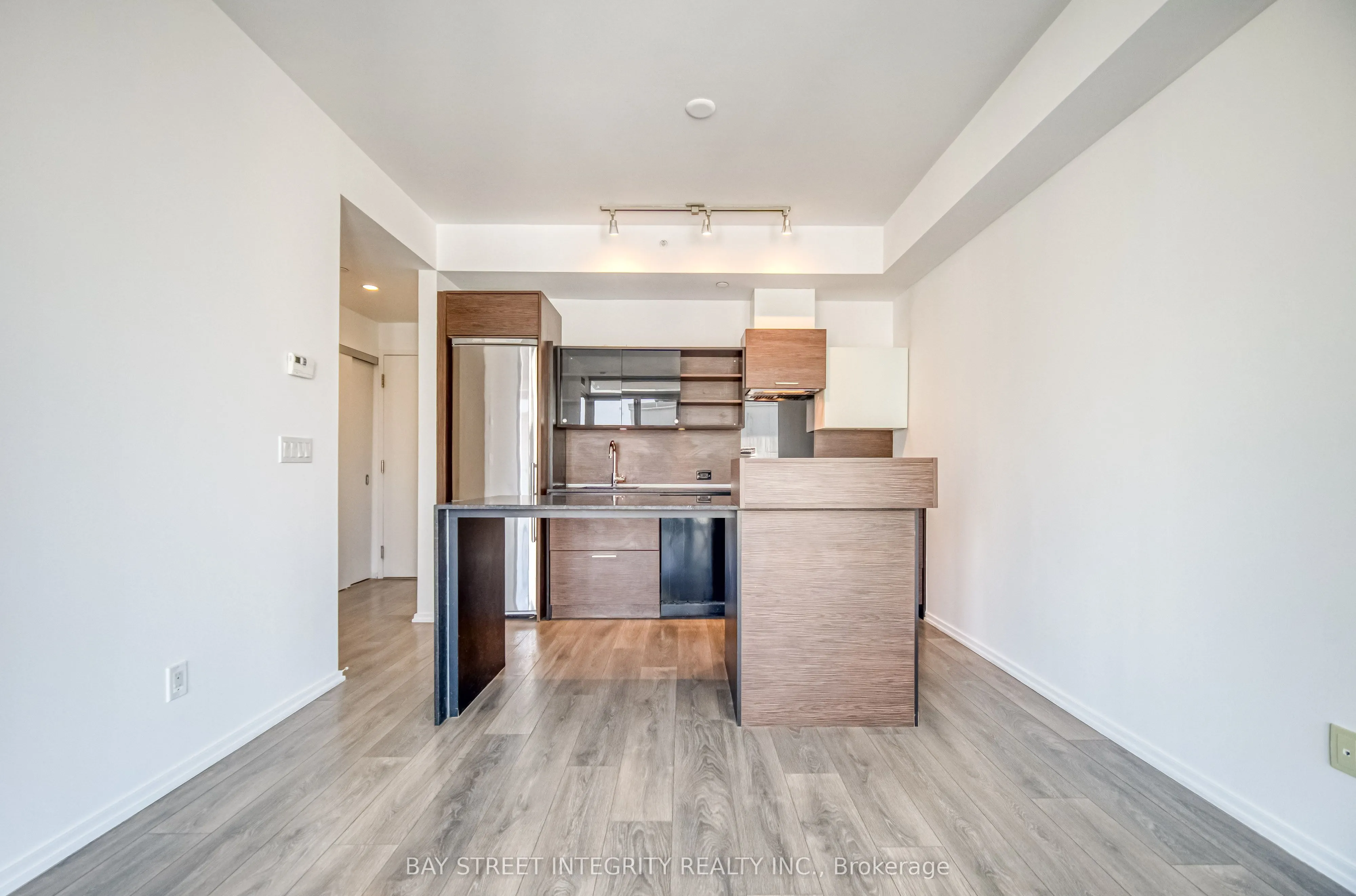 75 St Nicholas Street, #2105