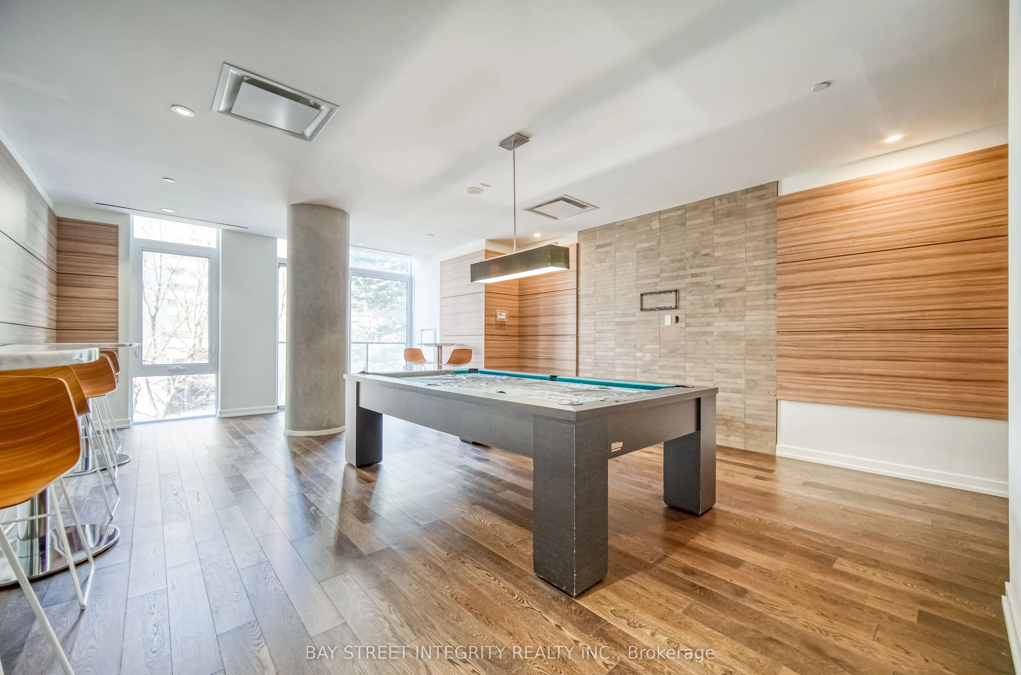 75 St Nicholas Street, #2105
