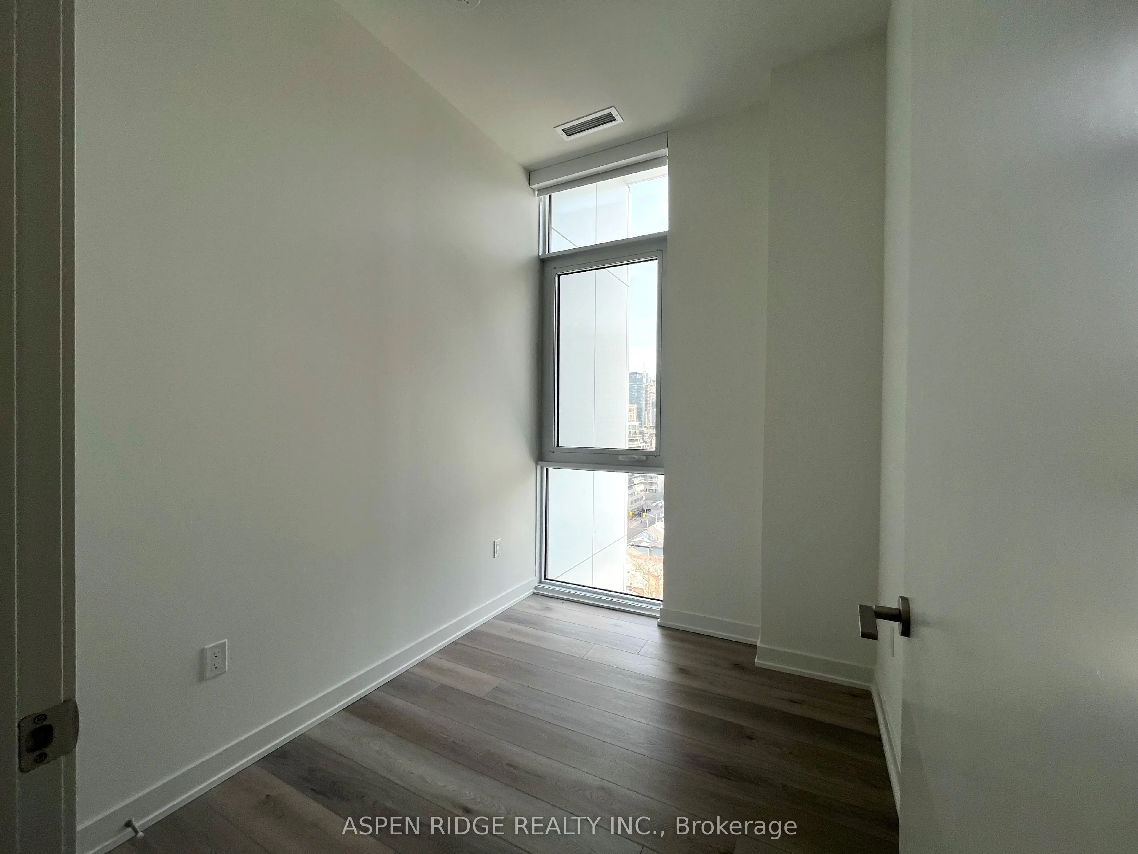 9 Tecumseth Street, #PH16