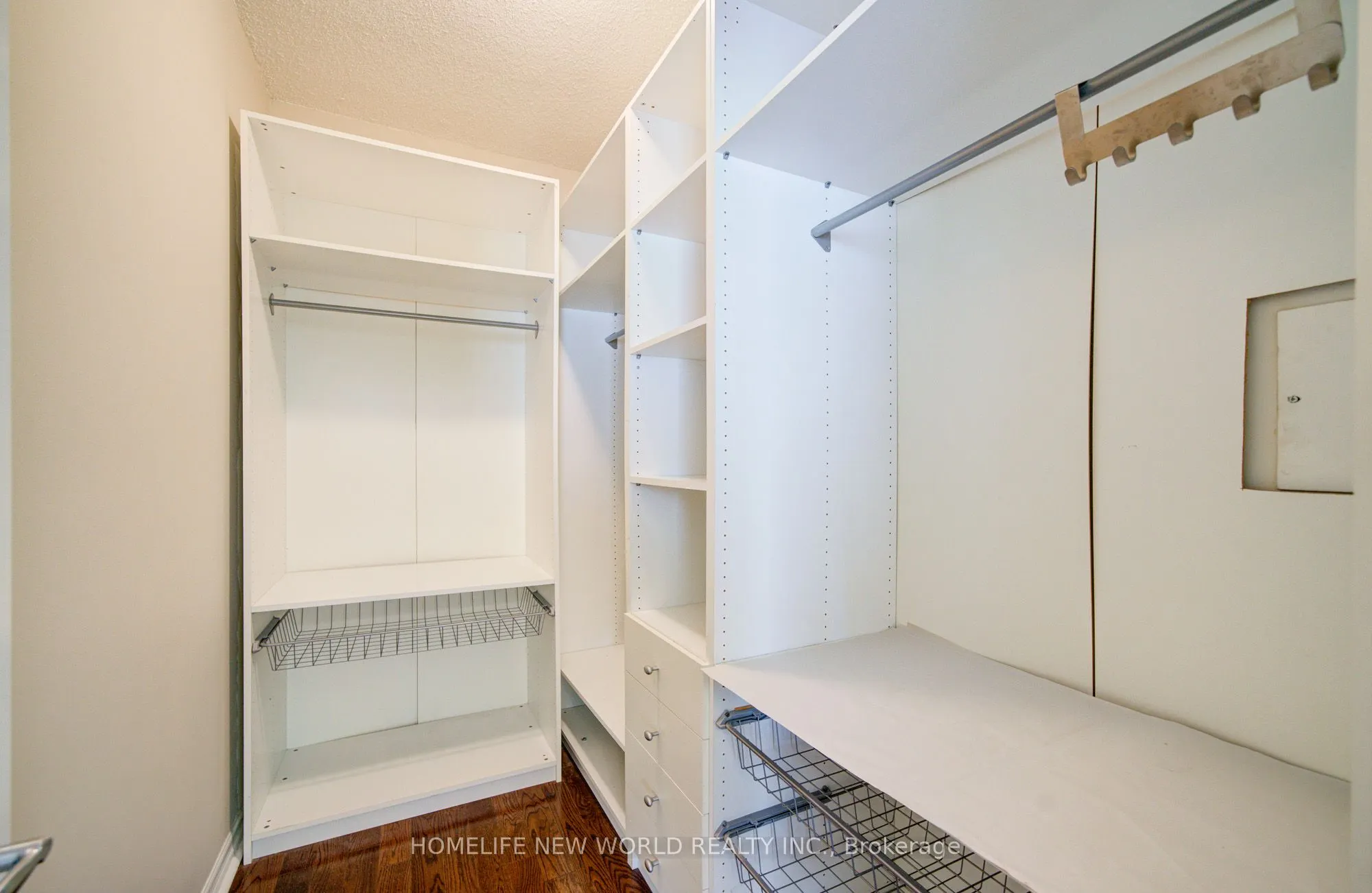 300 Bloor Street E, #2506