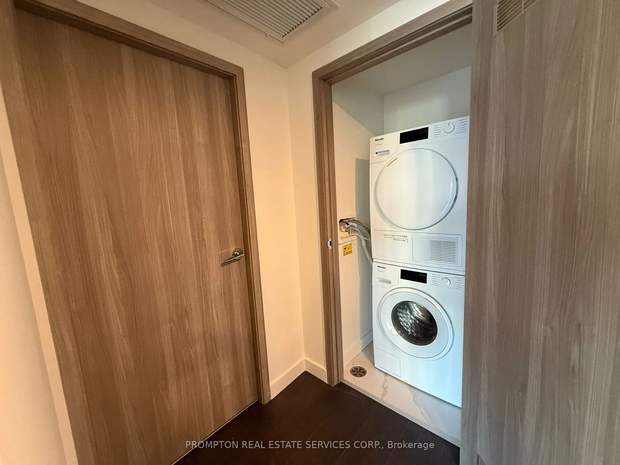3 Concord Cityplace Way, #1715