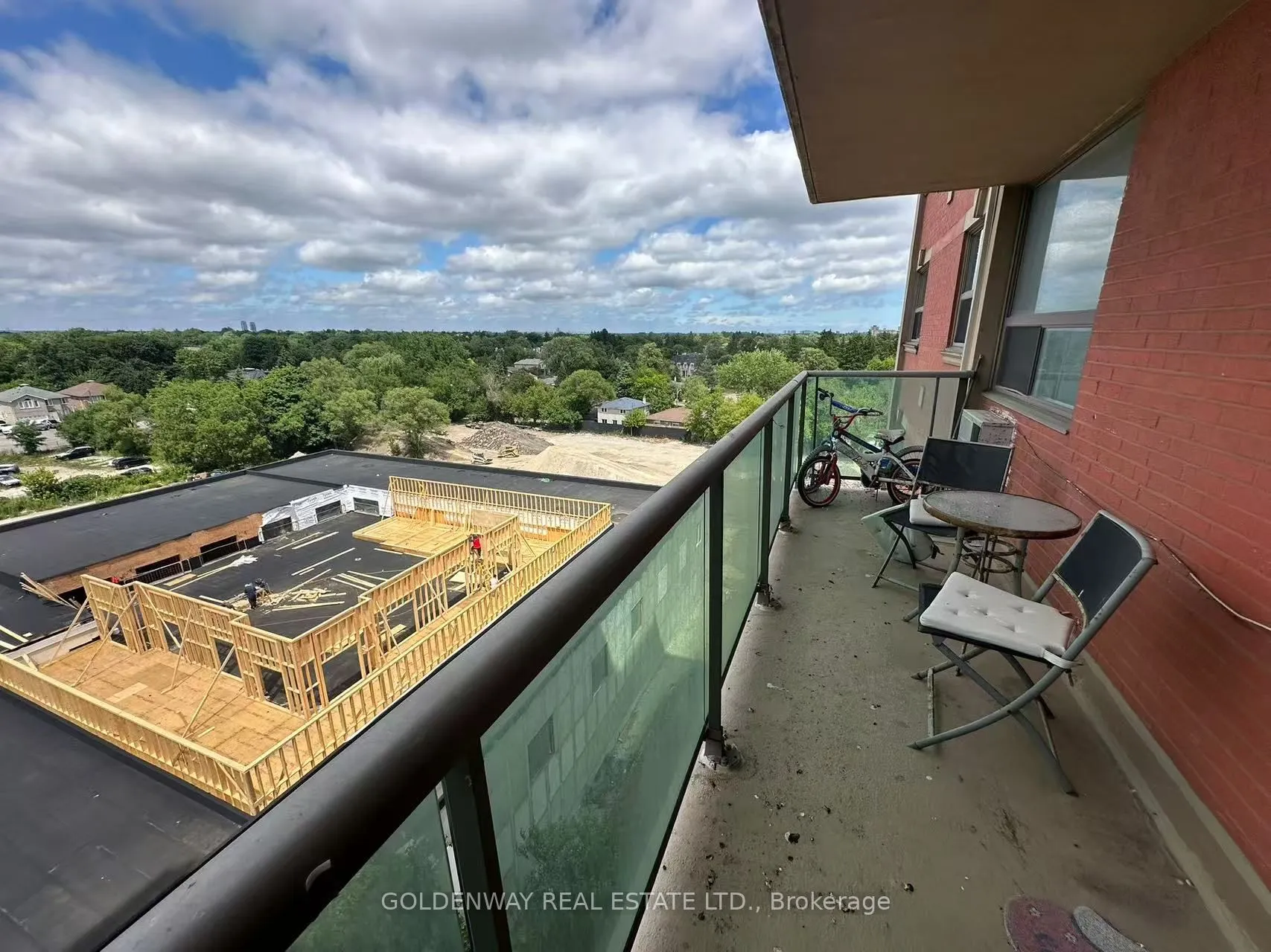 5949 Yonge Street, #802