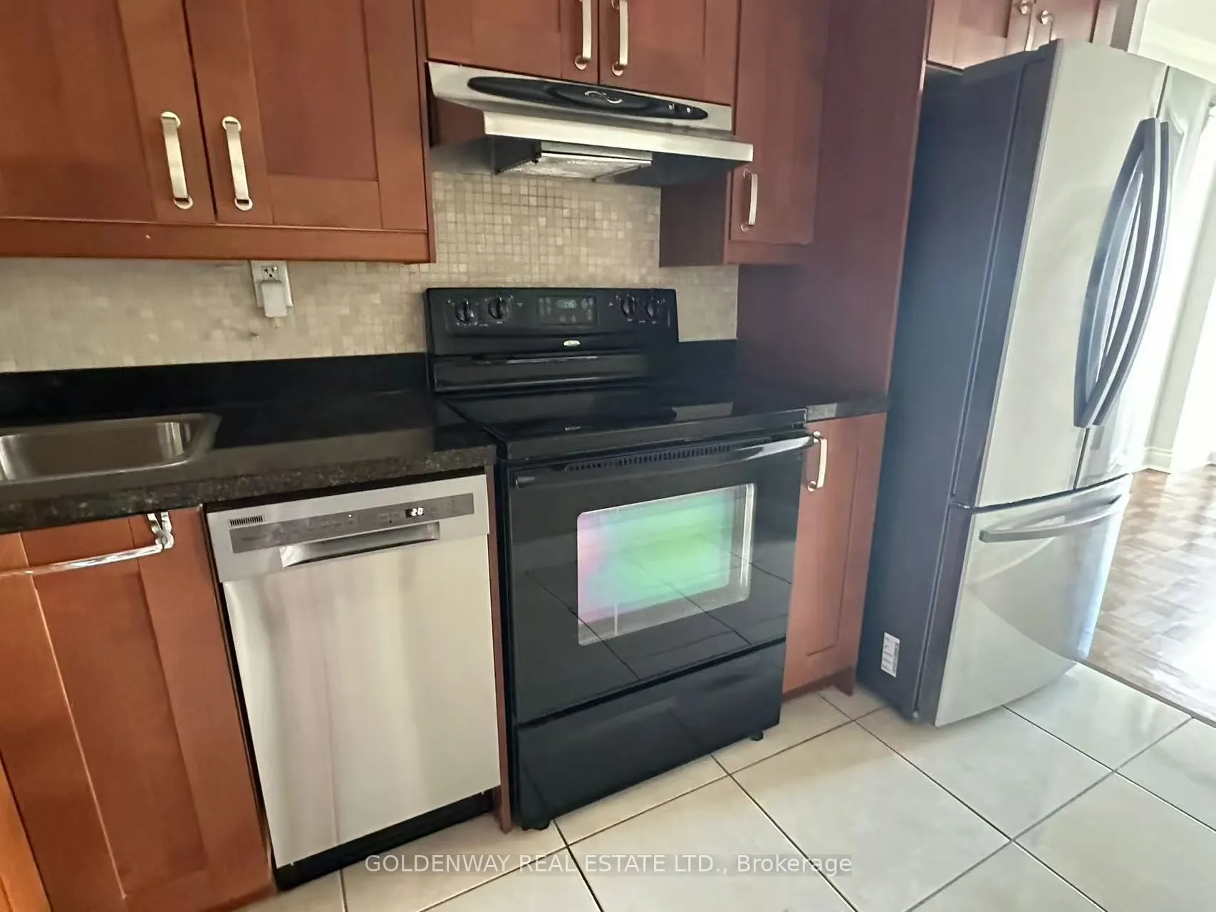5949 Yonge Street, #802
