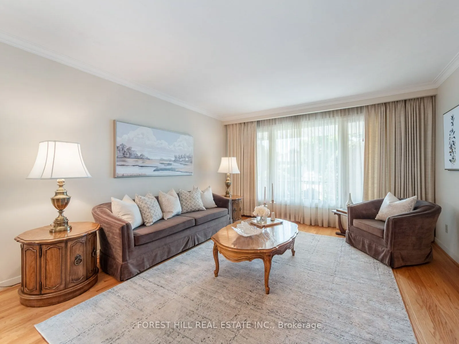 16 Oldborough Circle
