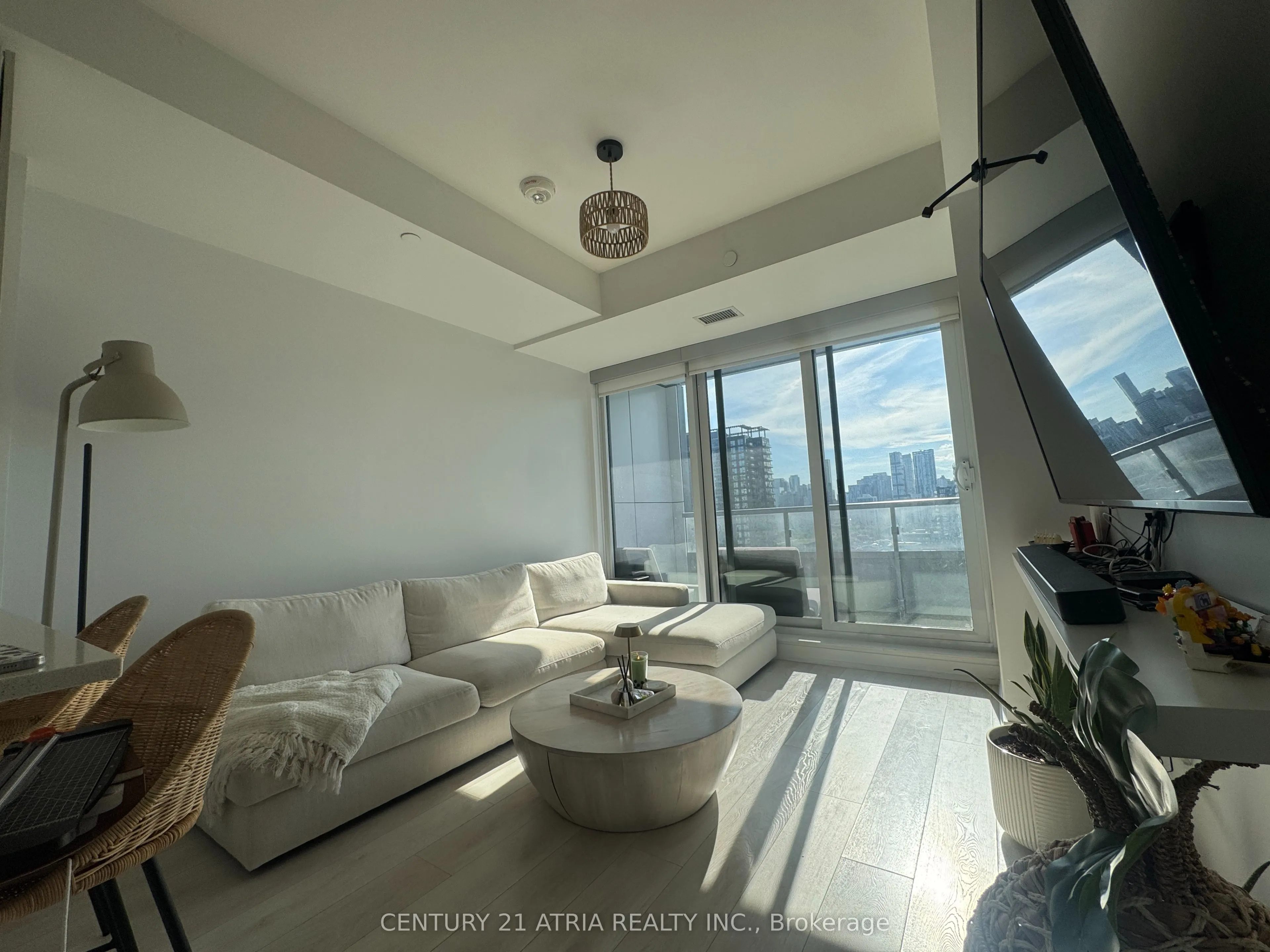 225 Sumach Street, #1608