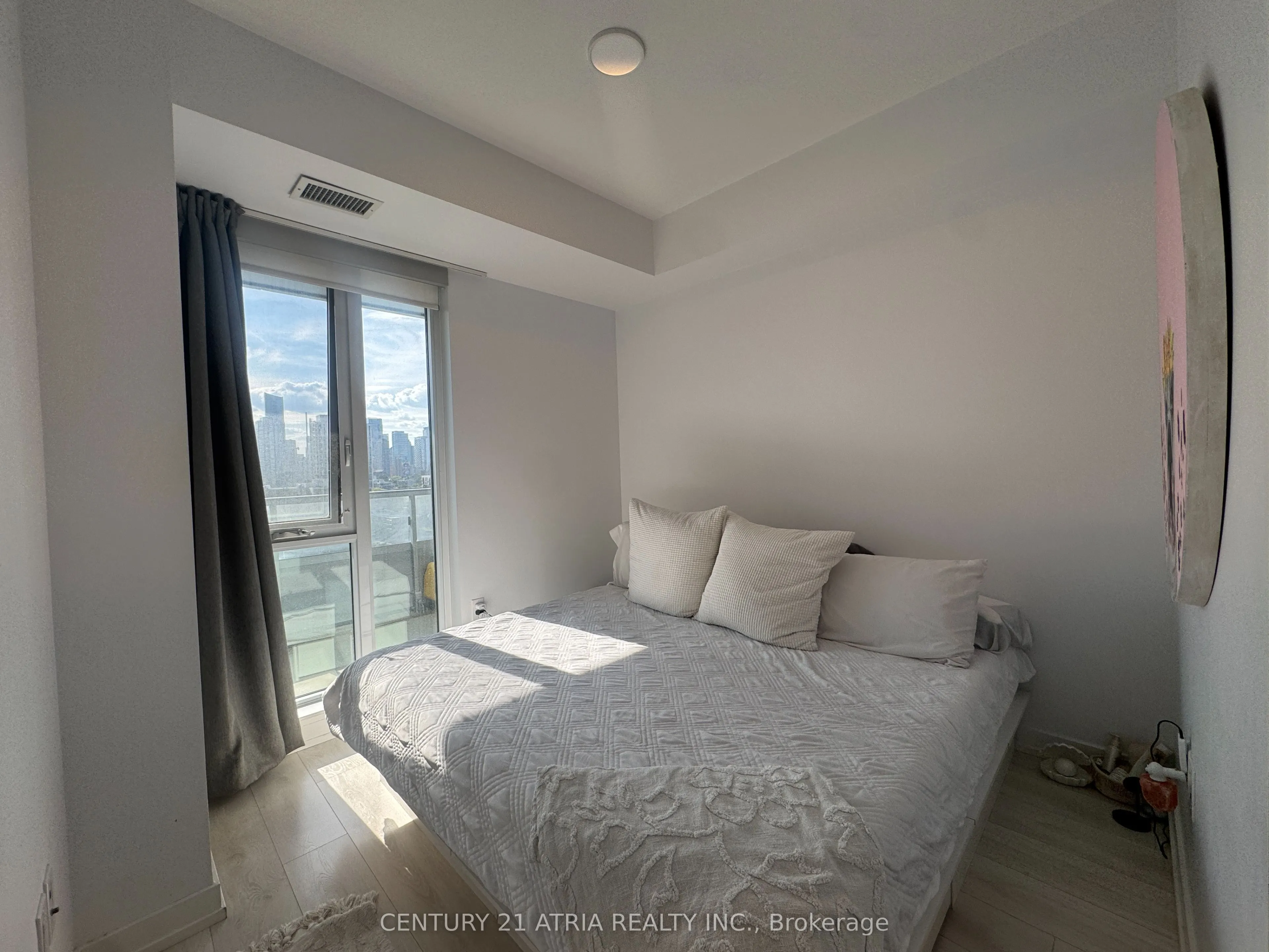 225 Sumach Street, #1608