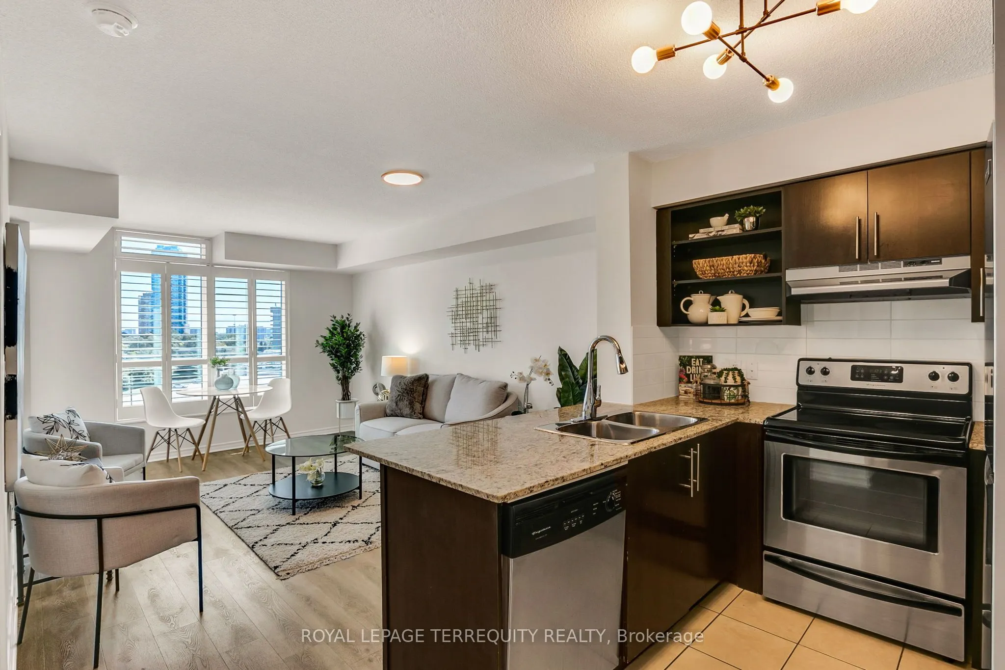 120 Dallimore Circle, #515