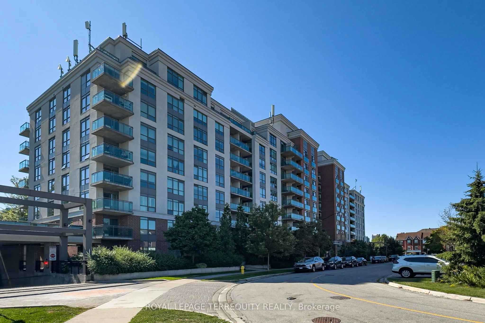 120 Dallimore Circle, #515