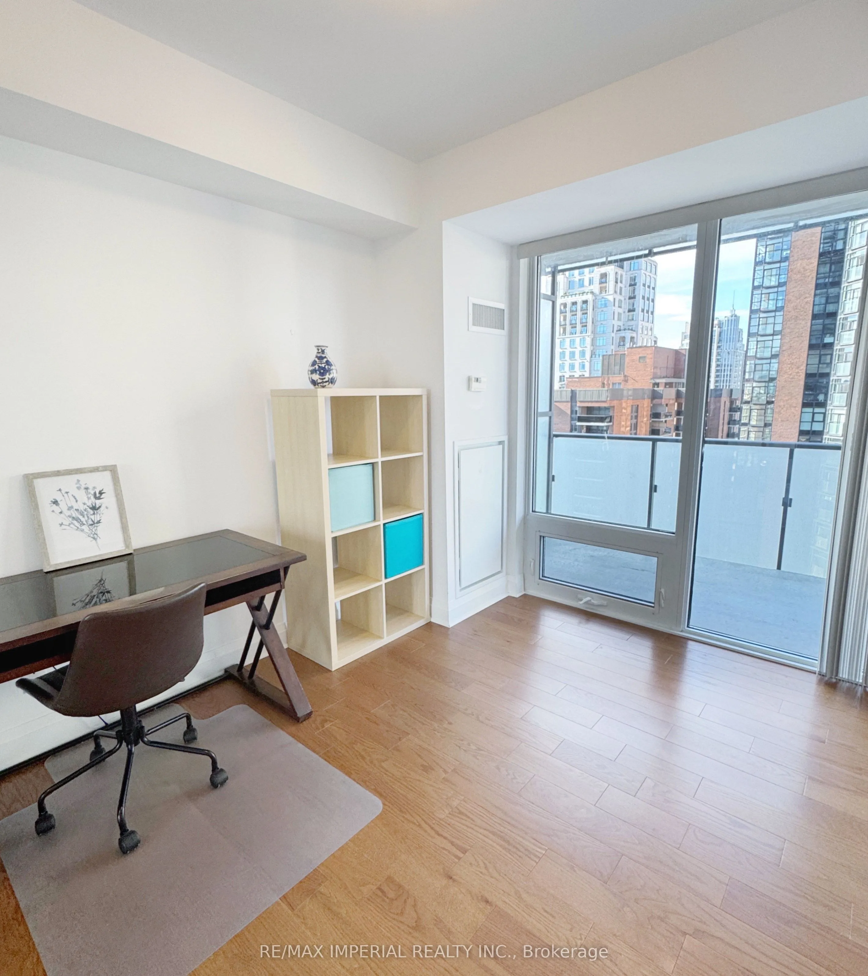 1080 Bay Street, #1910