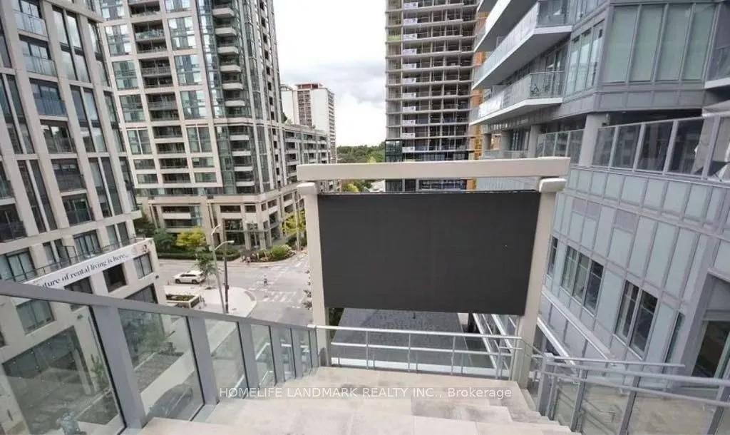 99 Broadway Avenue, #1612