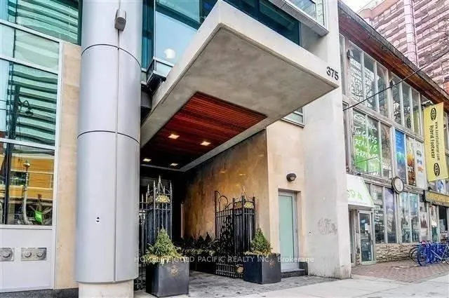 375 King Street W, #2404